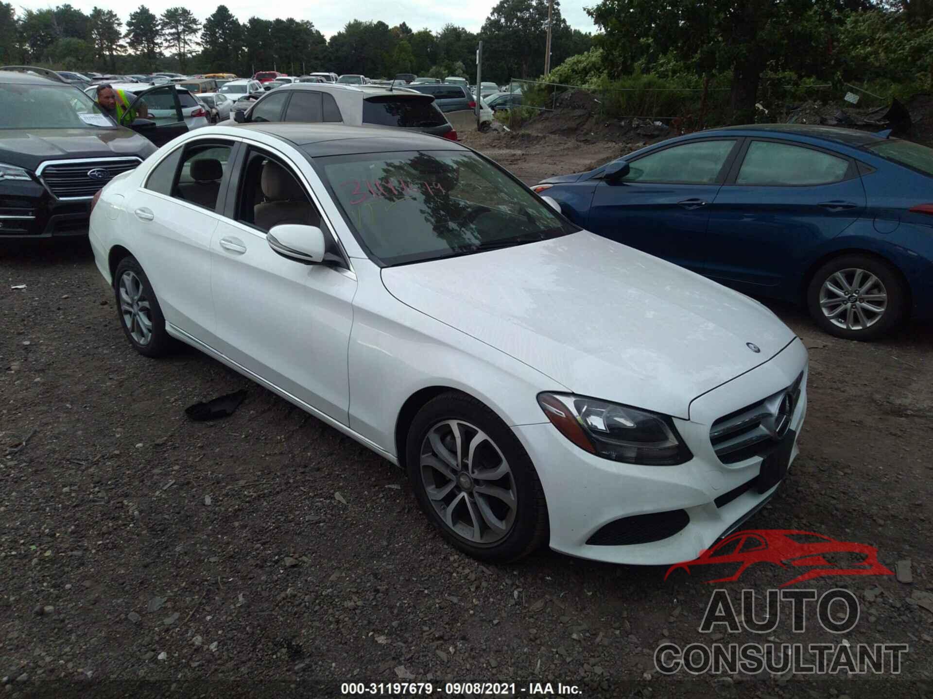 MERCEDES-BENZ C-CLASS 2016 - 55SWF4KB5GU116433