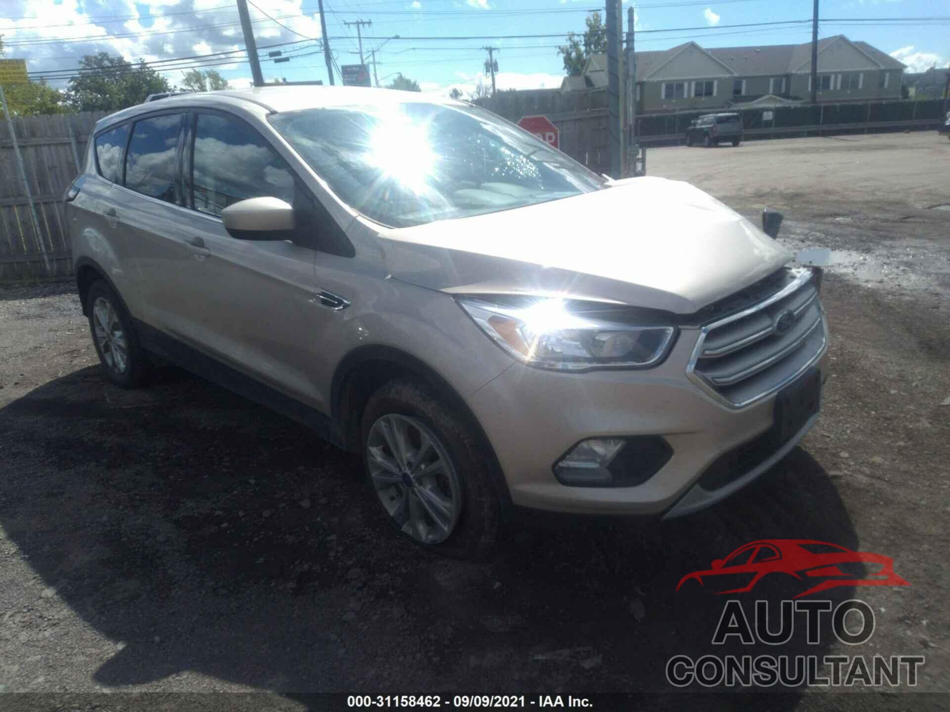 FORD ESCAPE 2017 - 1FMCU9GD7HUE13953