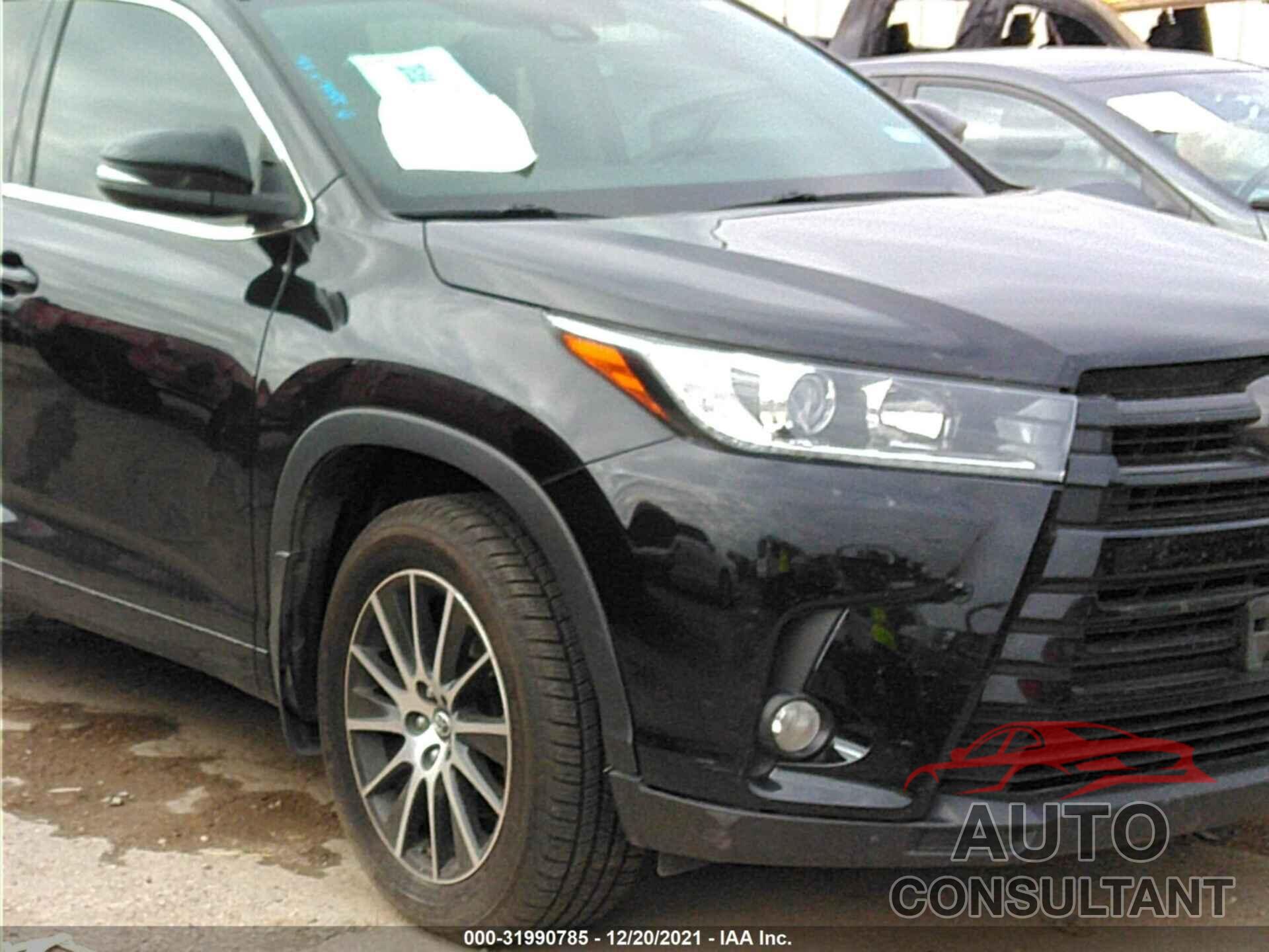 TOYOTA HIGHLANDER 2018 - 5TDKZRFH5JS530785