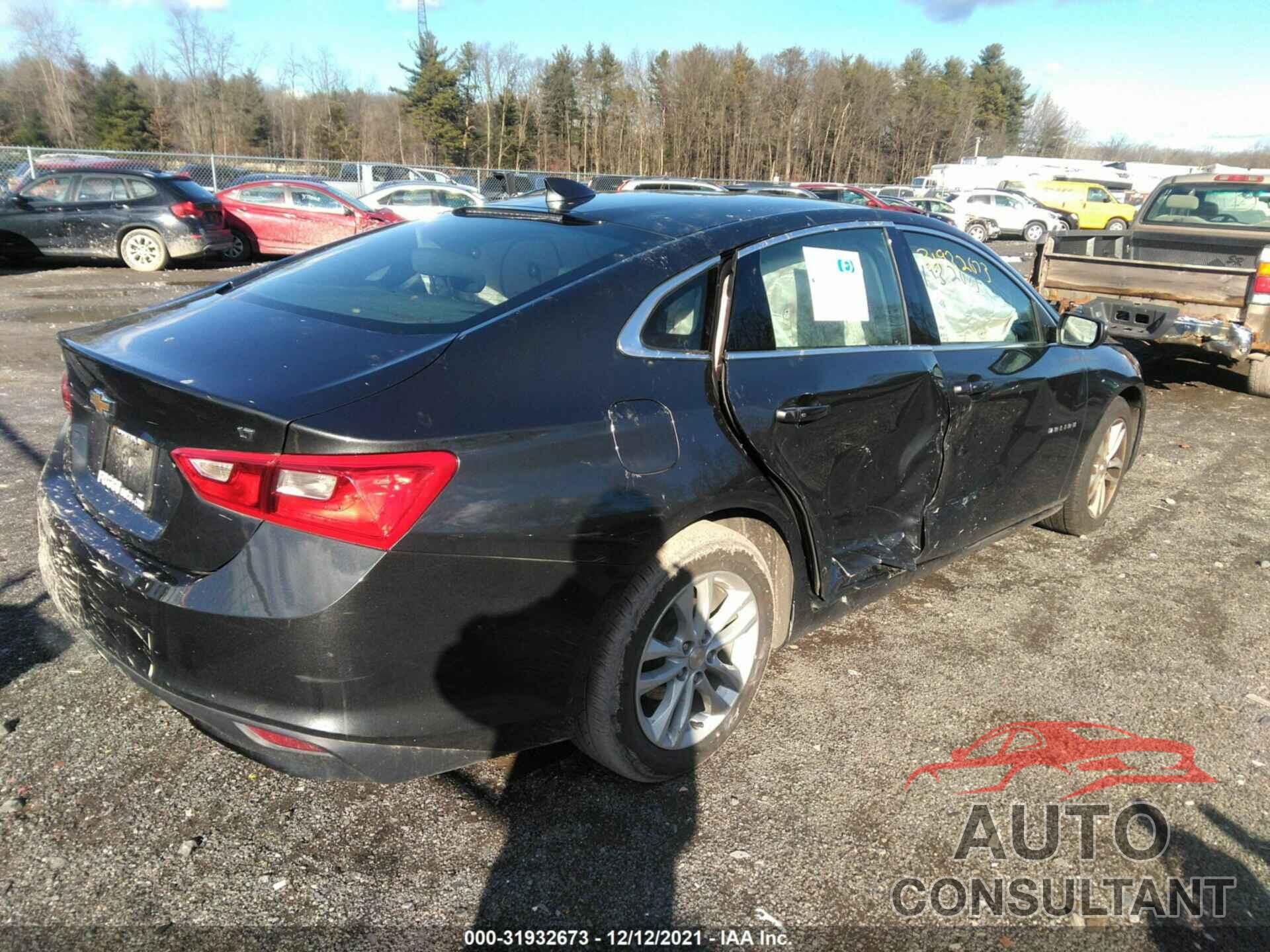 CHEVROLET MALIBU 2017 - 1G1ZE5ST5HF112579