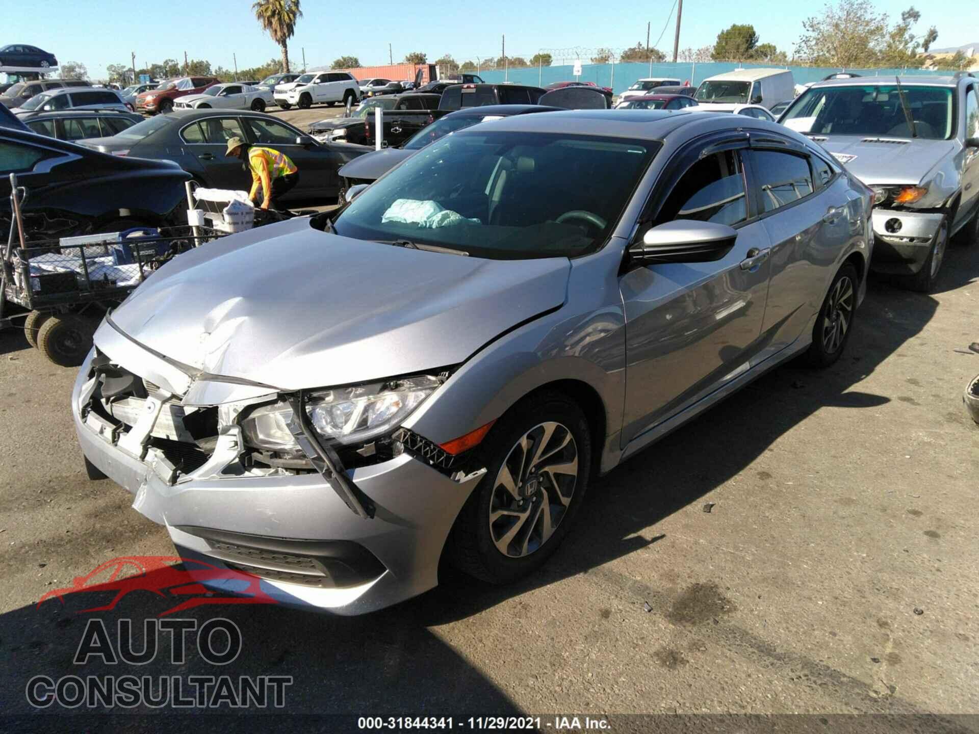 HONDA CIVIC SEDAN 2017 - 2HGFC2F73HH516542