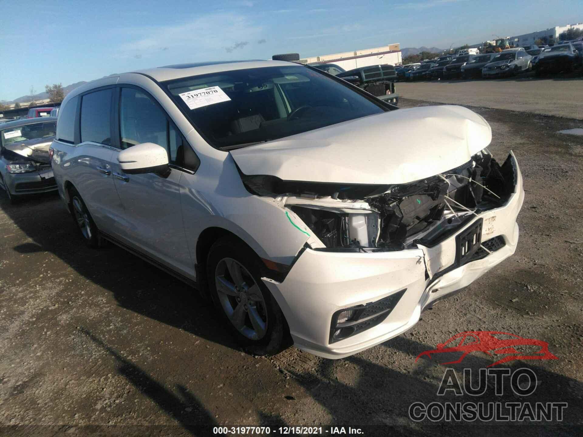 HONDA ODYSSEY 2018 - 5FNRL6H79JB062874