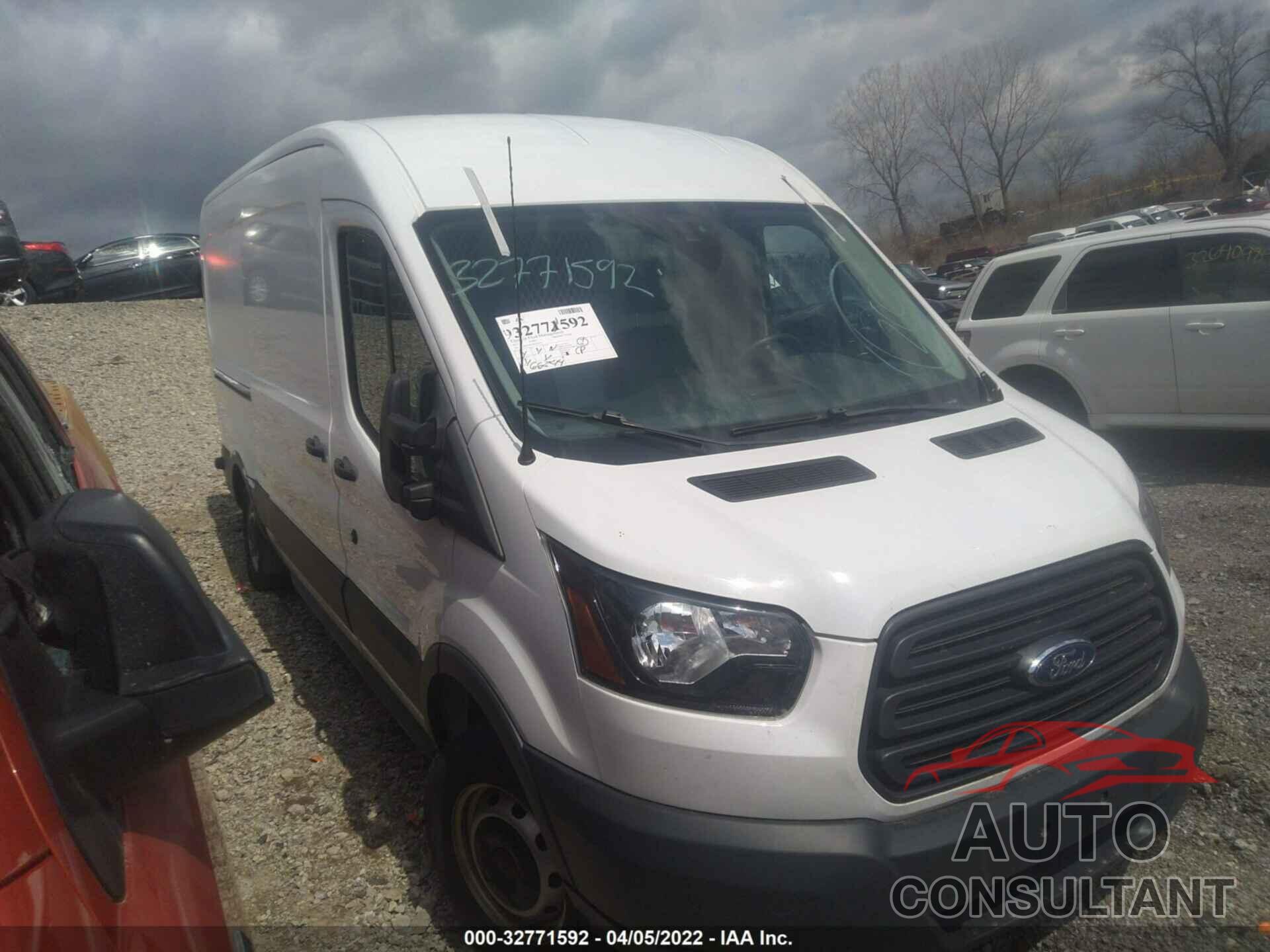 FORD TRANSIT VAN 2017 - 1FTBW2CM1HKA82192