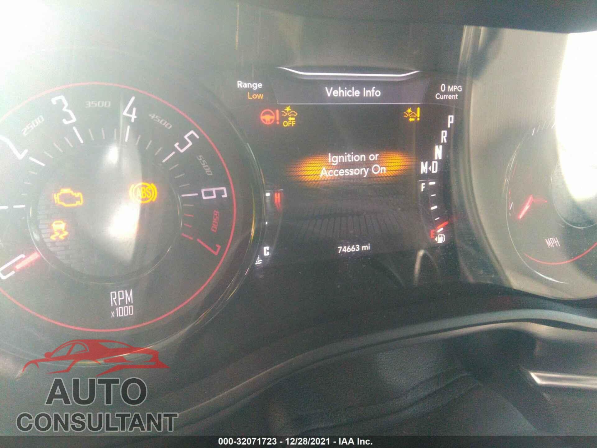 DODGE CHALLENGER 2017 - 2C3CDZAG7HH611186