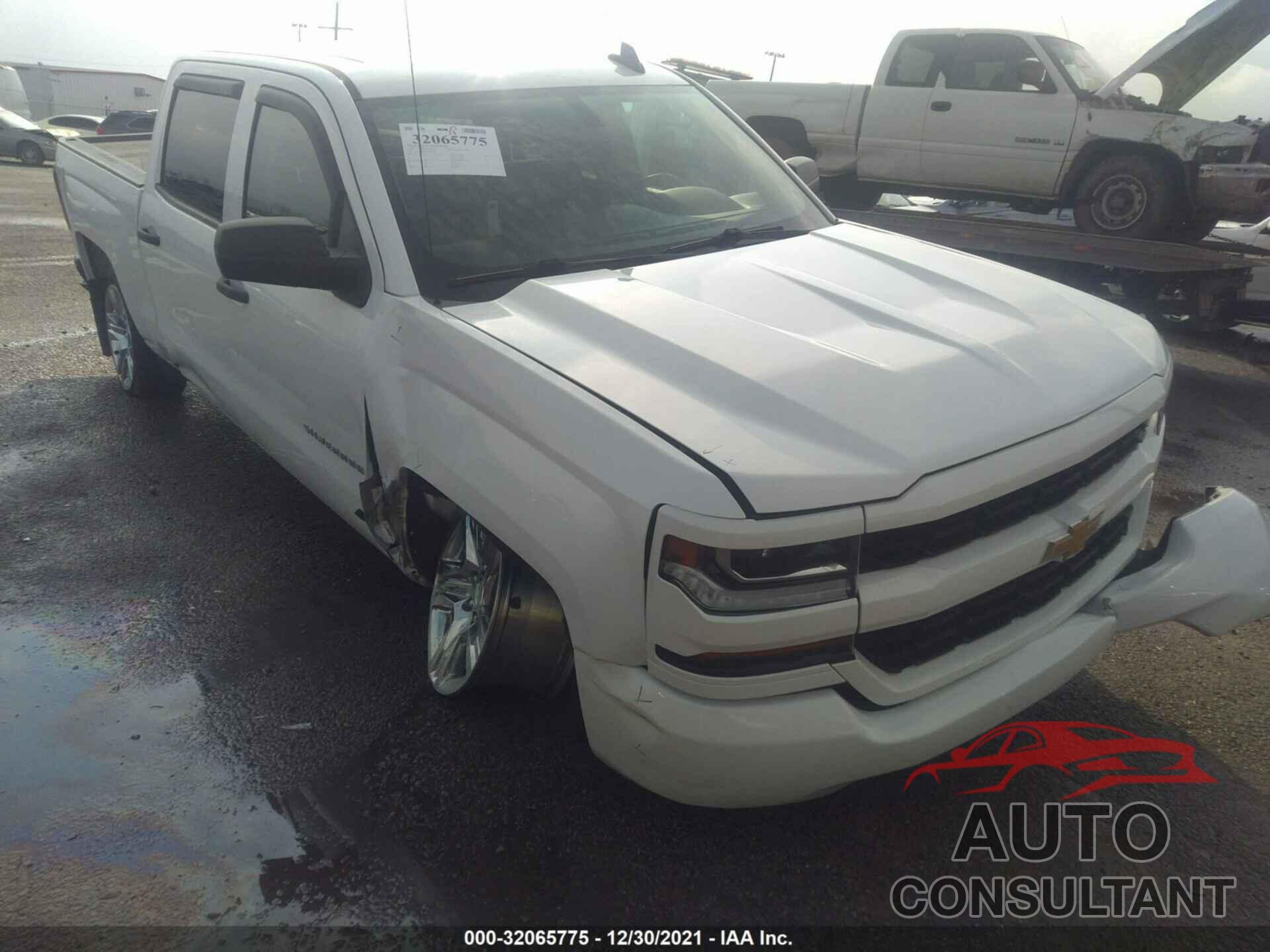 CHEVROLET SILVERADO 1500 2018 - 3GCPCPEC8JG222610