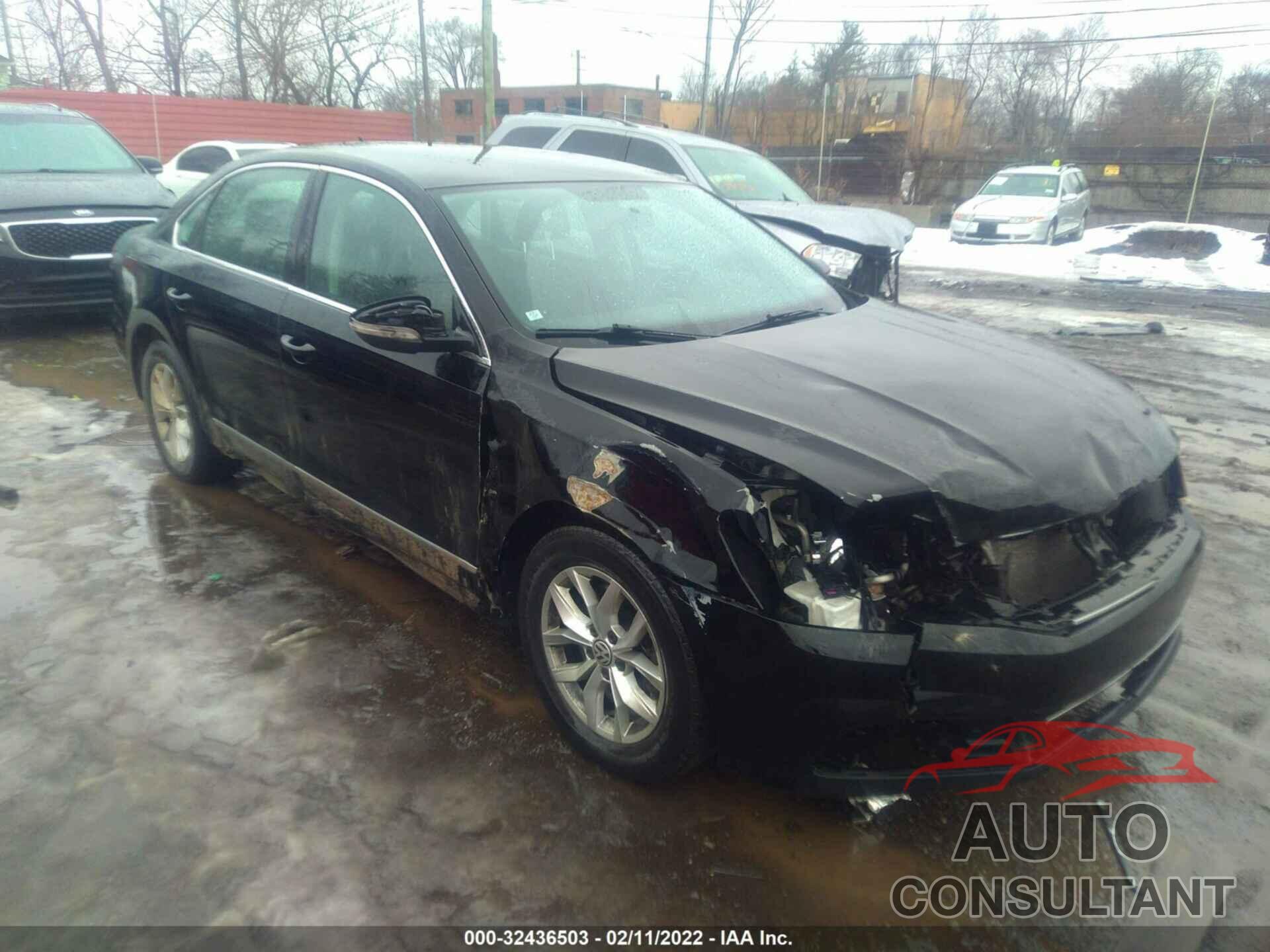 VOLKSWAGEN PASSAT 2016 - 1VWAT7A31GC032247