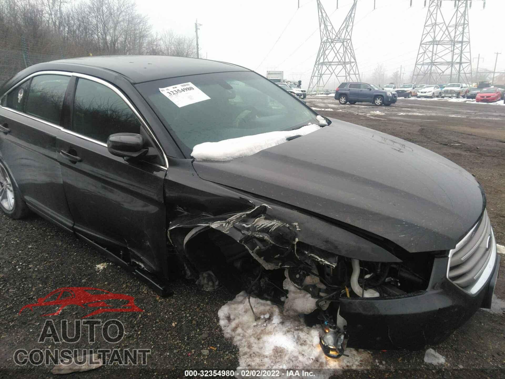FORD TAURUS 2018 - 1FAHP2E8XJG134165