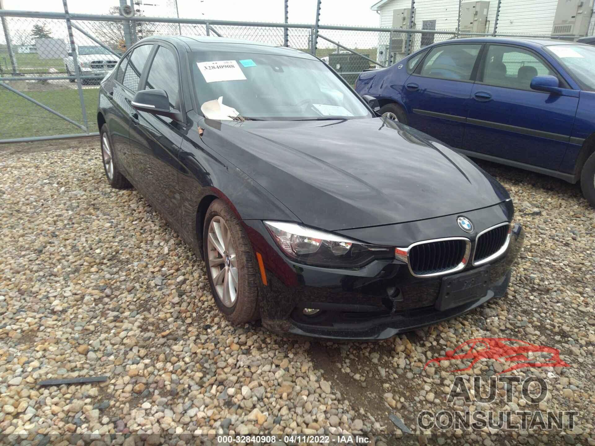 BMW 3 SERIES 2017 - WBA8E5G3XHNU44483