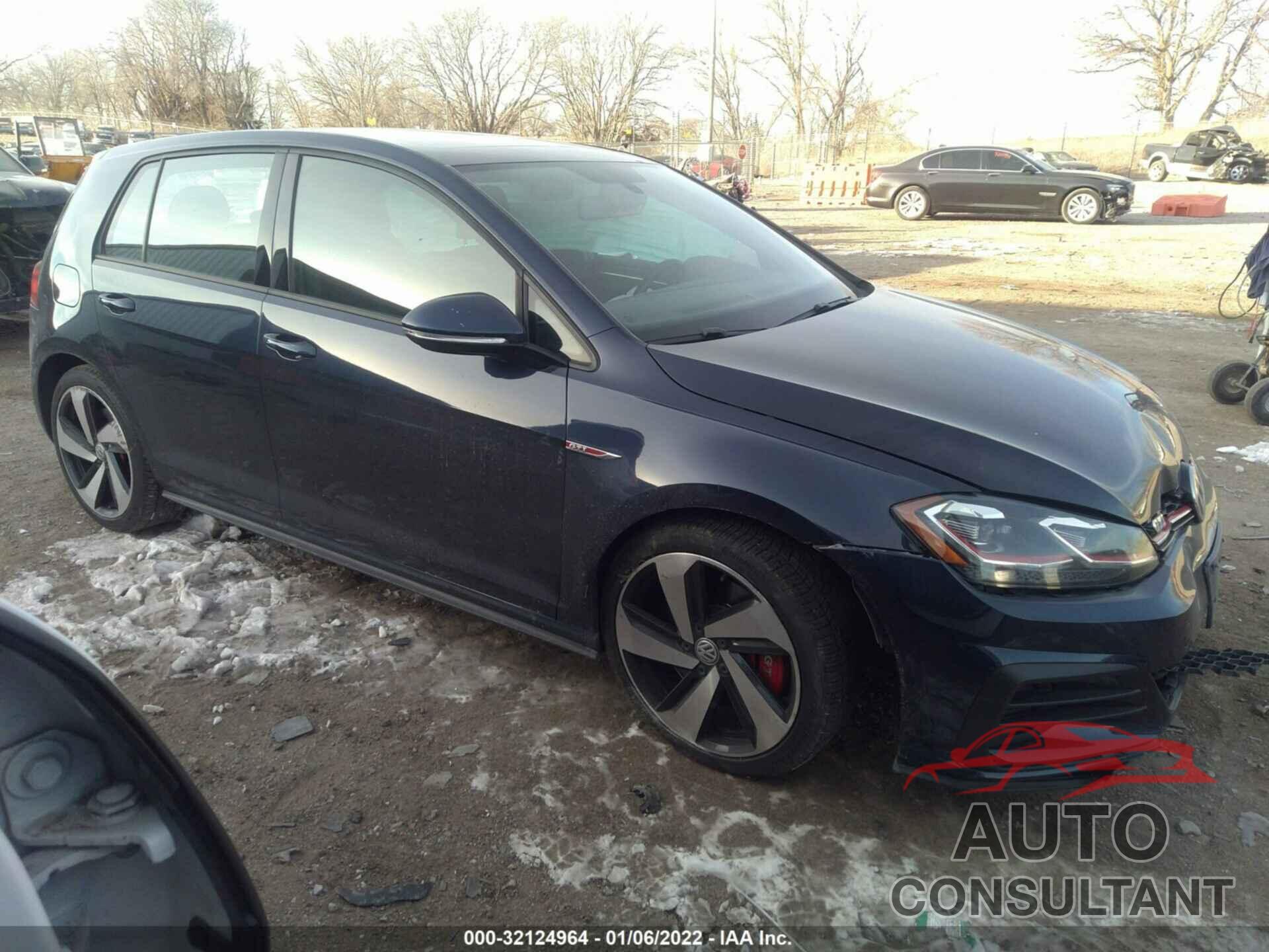 VOLKSWAGEN GOLF GTI 2018 - 3VW547AU2JM263185