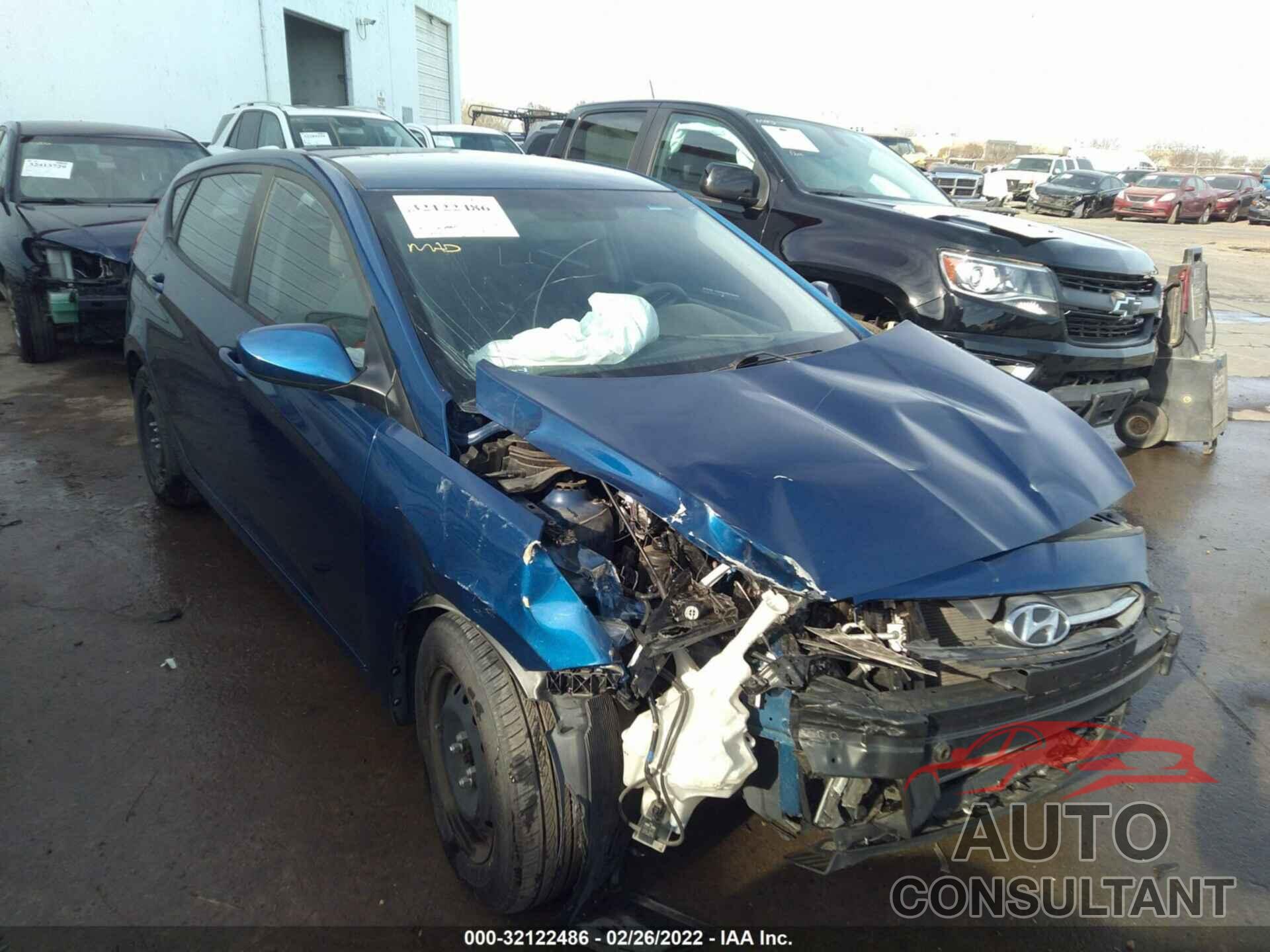 HYUNDAI ACCENT 2016 - KMHCT5AE4GU273629