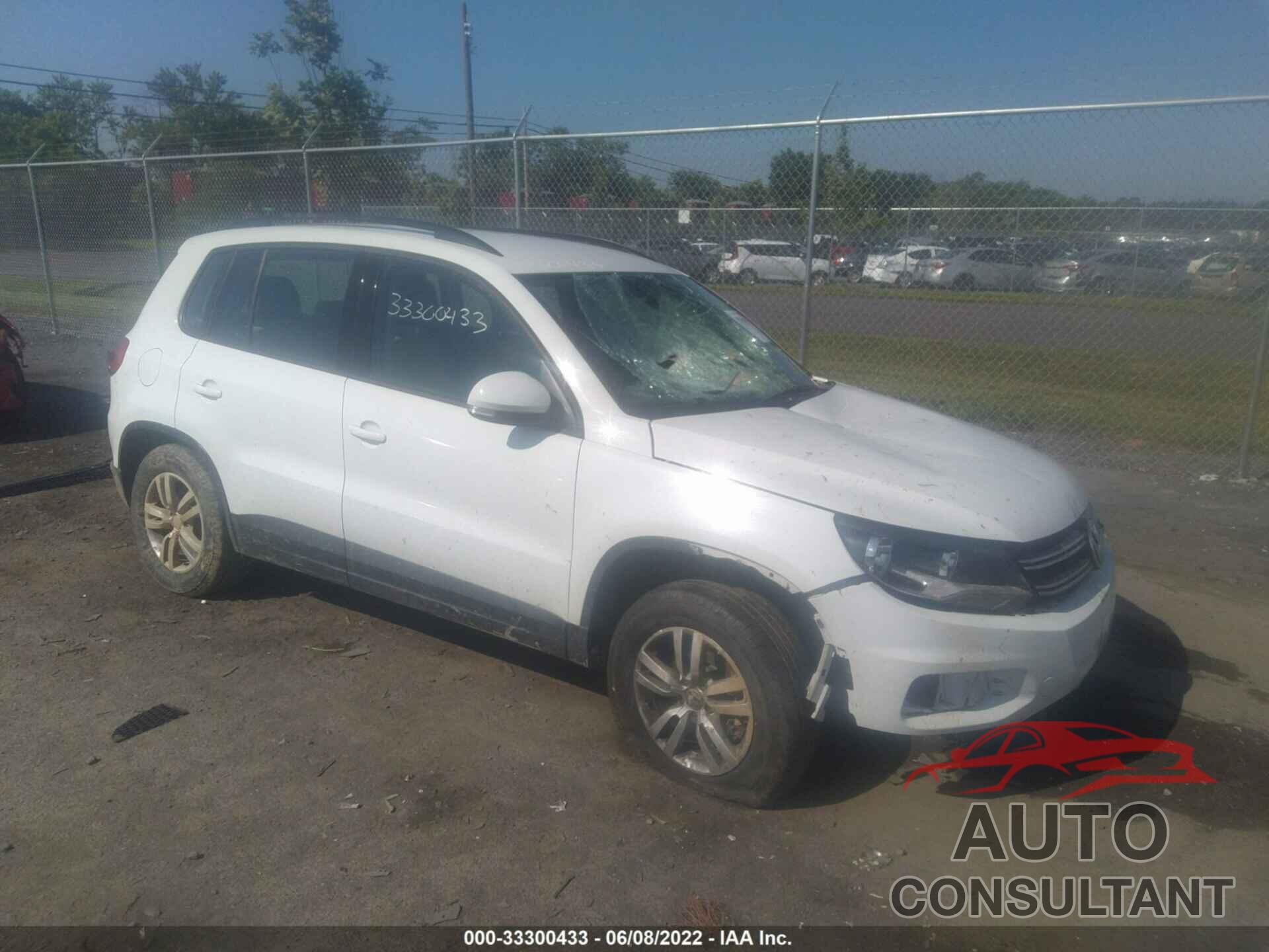 VOLKSWAGEN TIGUAN 2016 - WVGAV7AX7GW540605