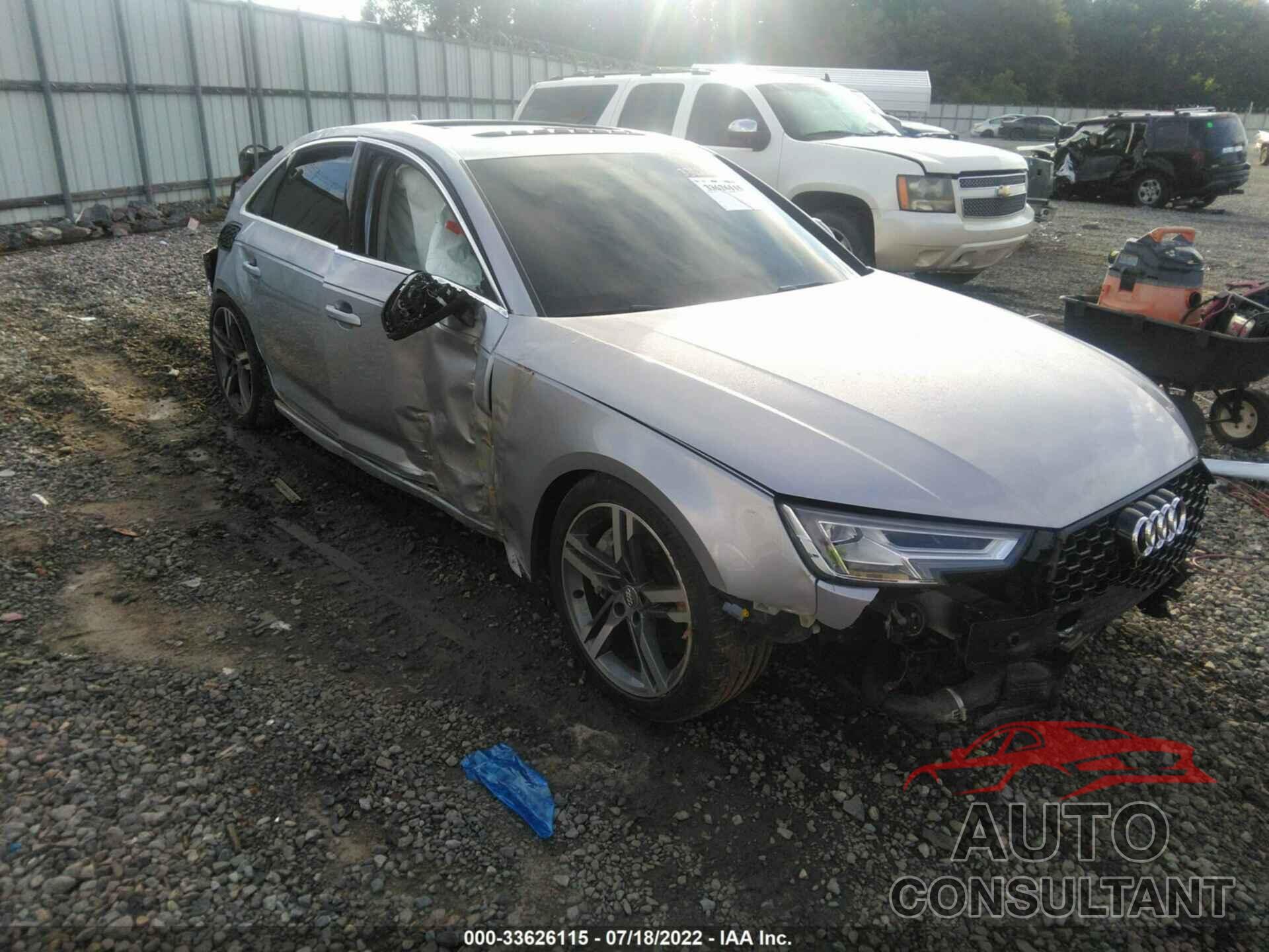 AUDI A4 2018 - WAUENAF46JA152851