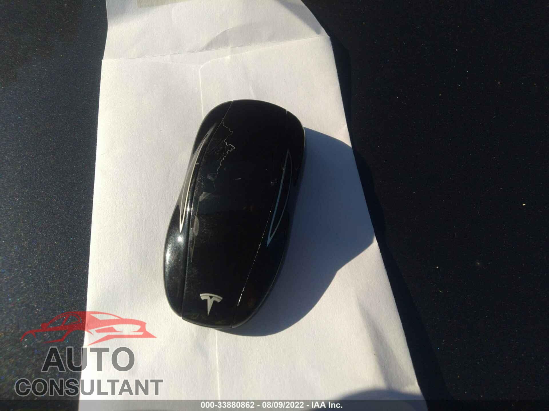 TESLA MODEL S 2017 - 5YJSA1E17HF227647