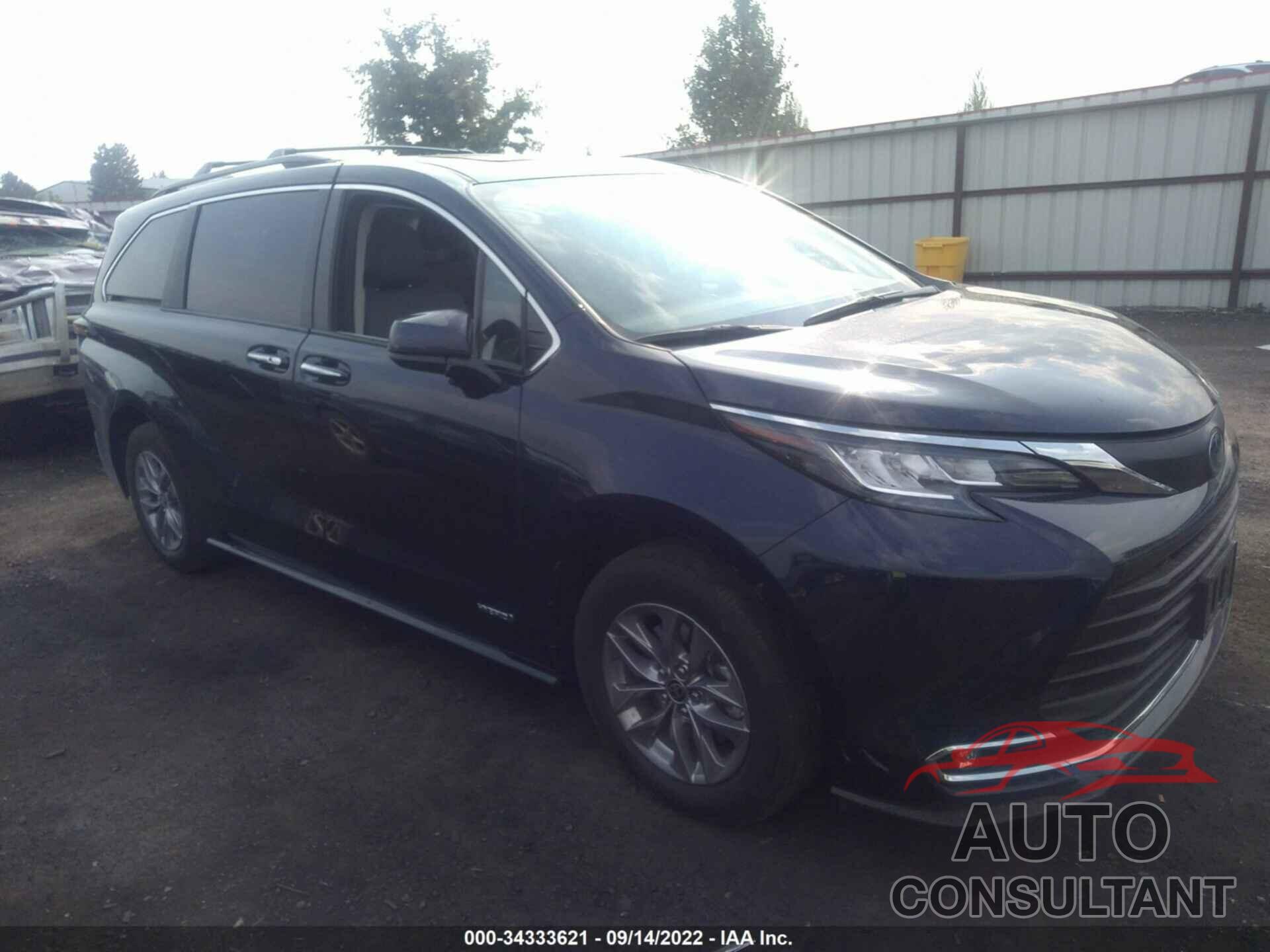 TOYOTA SIENNA 2021 - 5TDYSKFC0MS035697