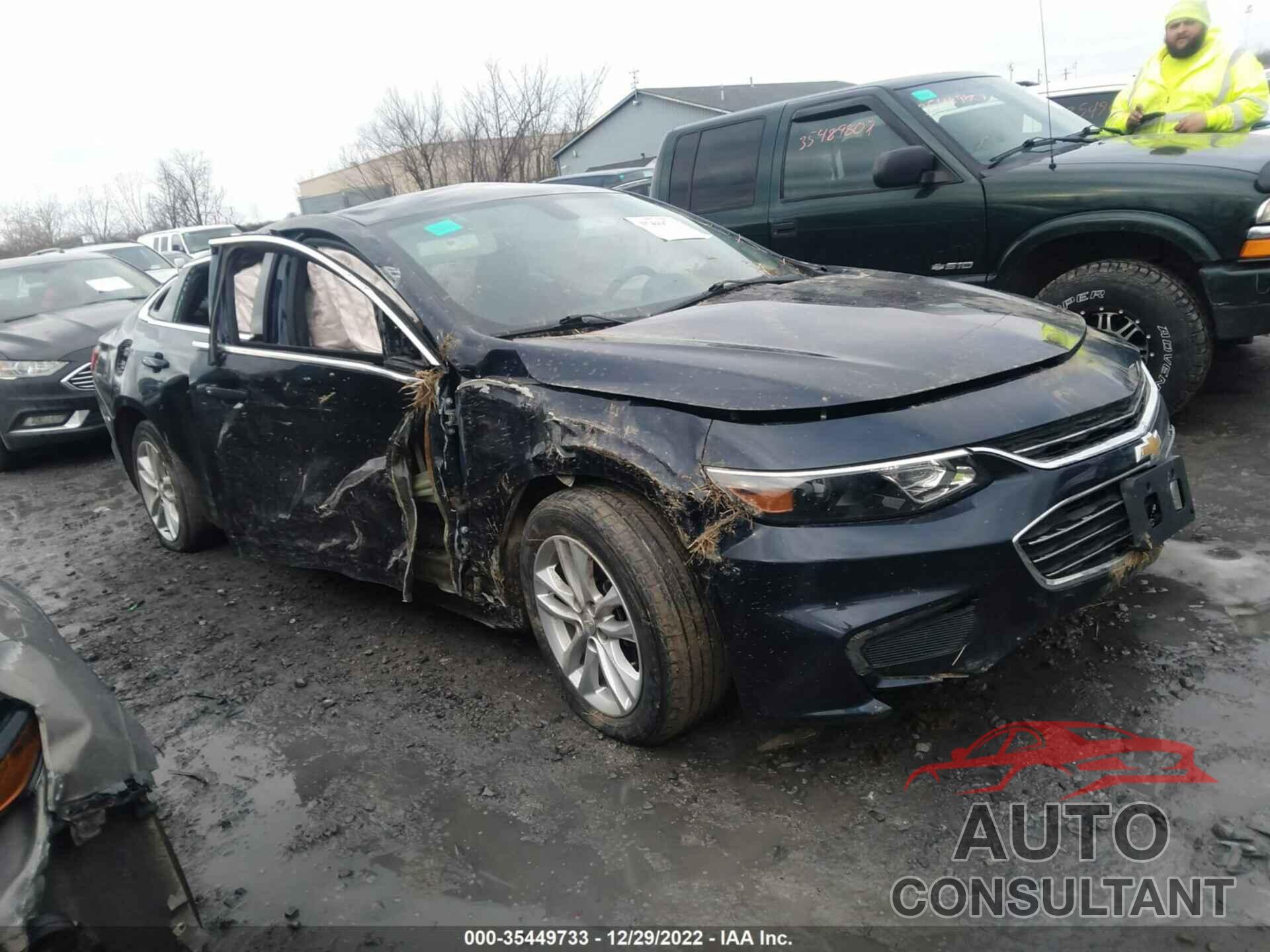 CHEVROLET MALIBU 2018 - 1G1ZD5ST8JF110320