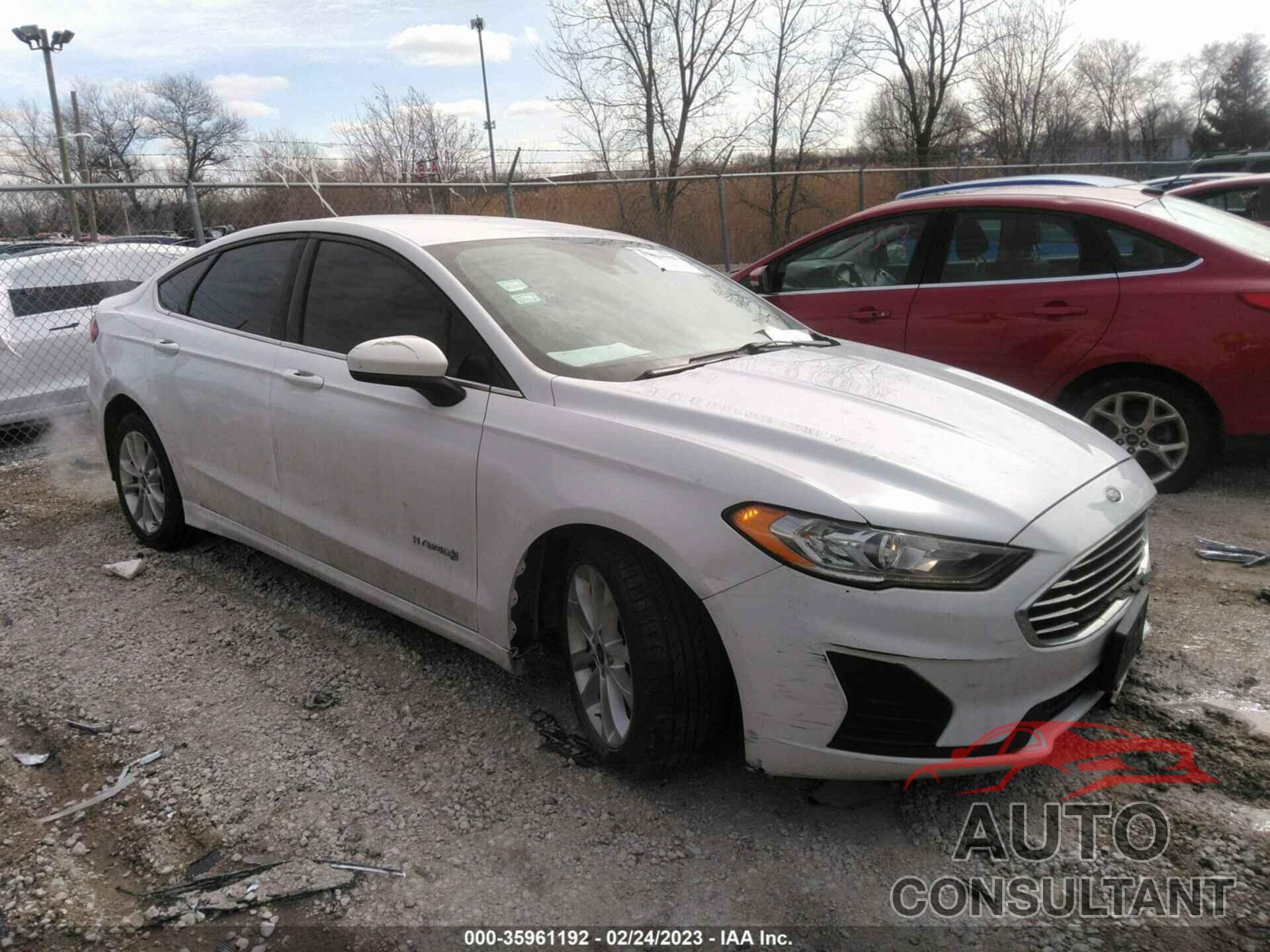 FORD FUSION HYBRID 2019 - 3FA6P0LU9KR226342