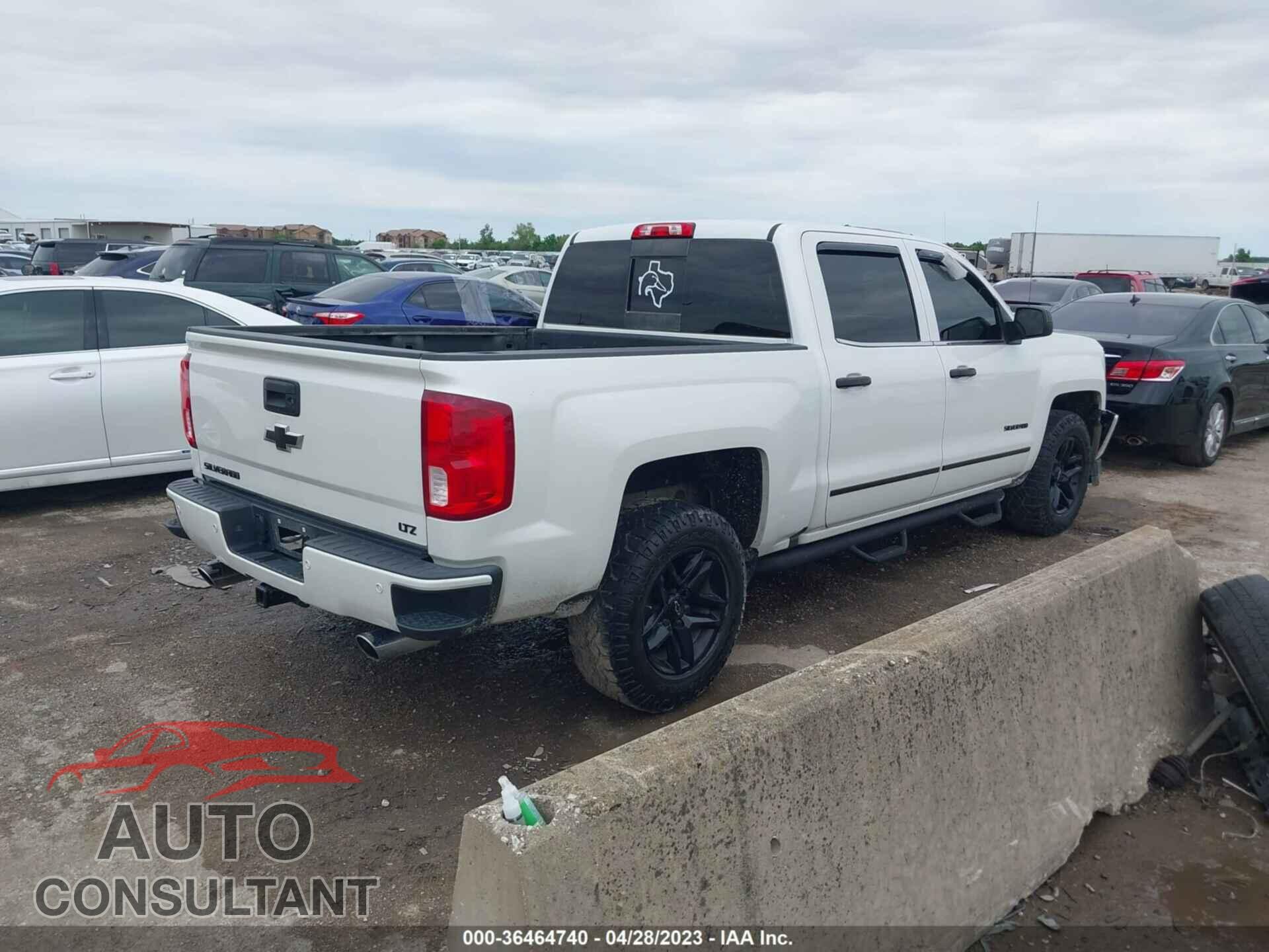 CHEVROLET SILVERADO 1500 2018 - 3GCUKSEC9JG618246