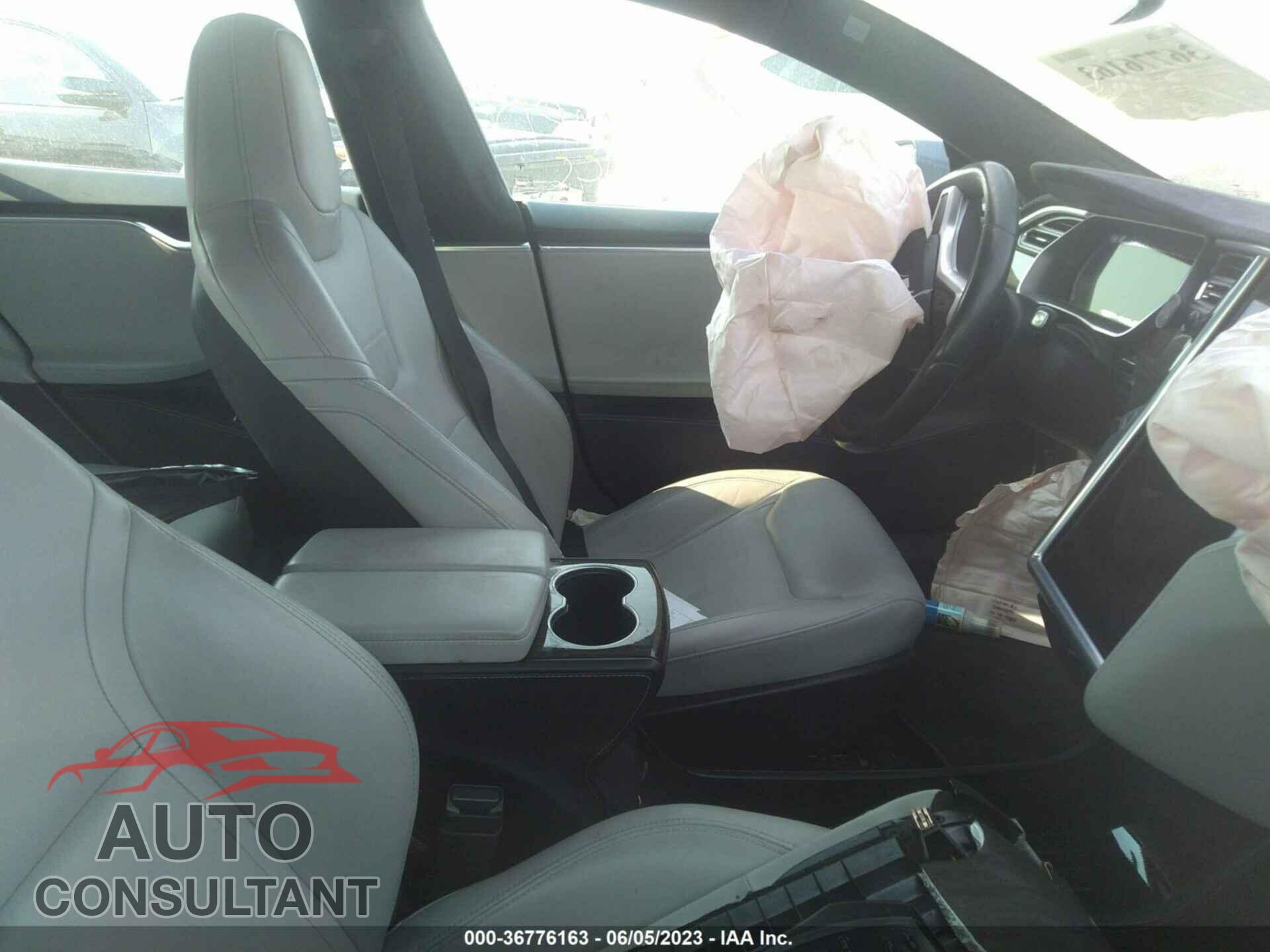 TESLA MODEL S 2016 - 5YJSA1E24GF124340
