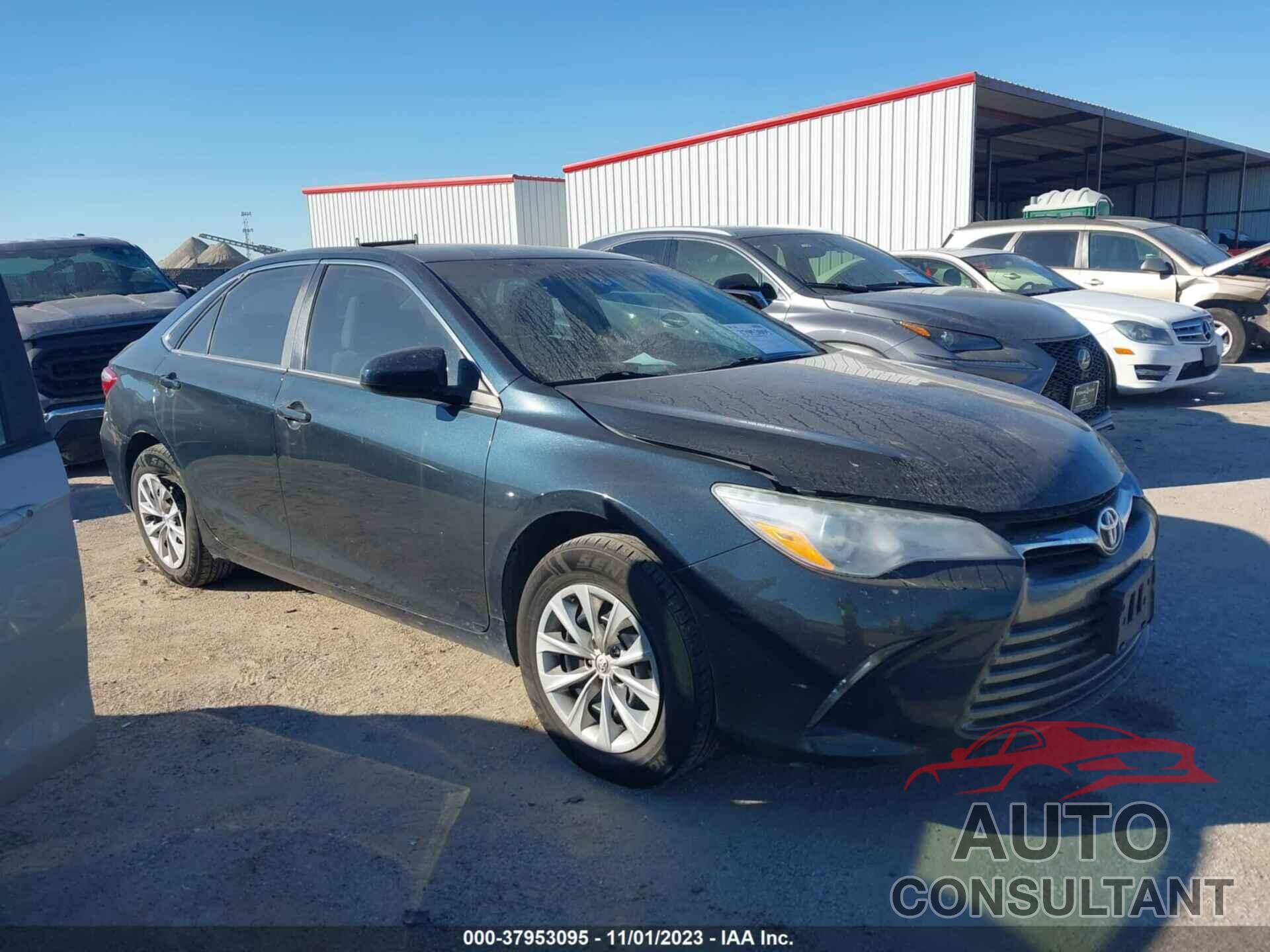 TOYOTA CAMRY 2016 - 4T4BF1FK3GR538962