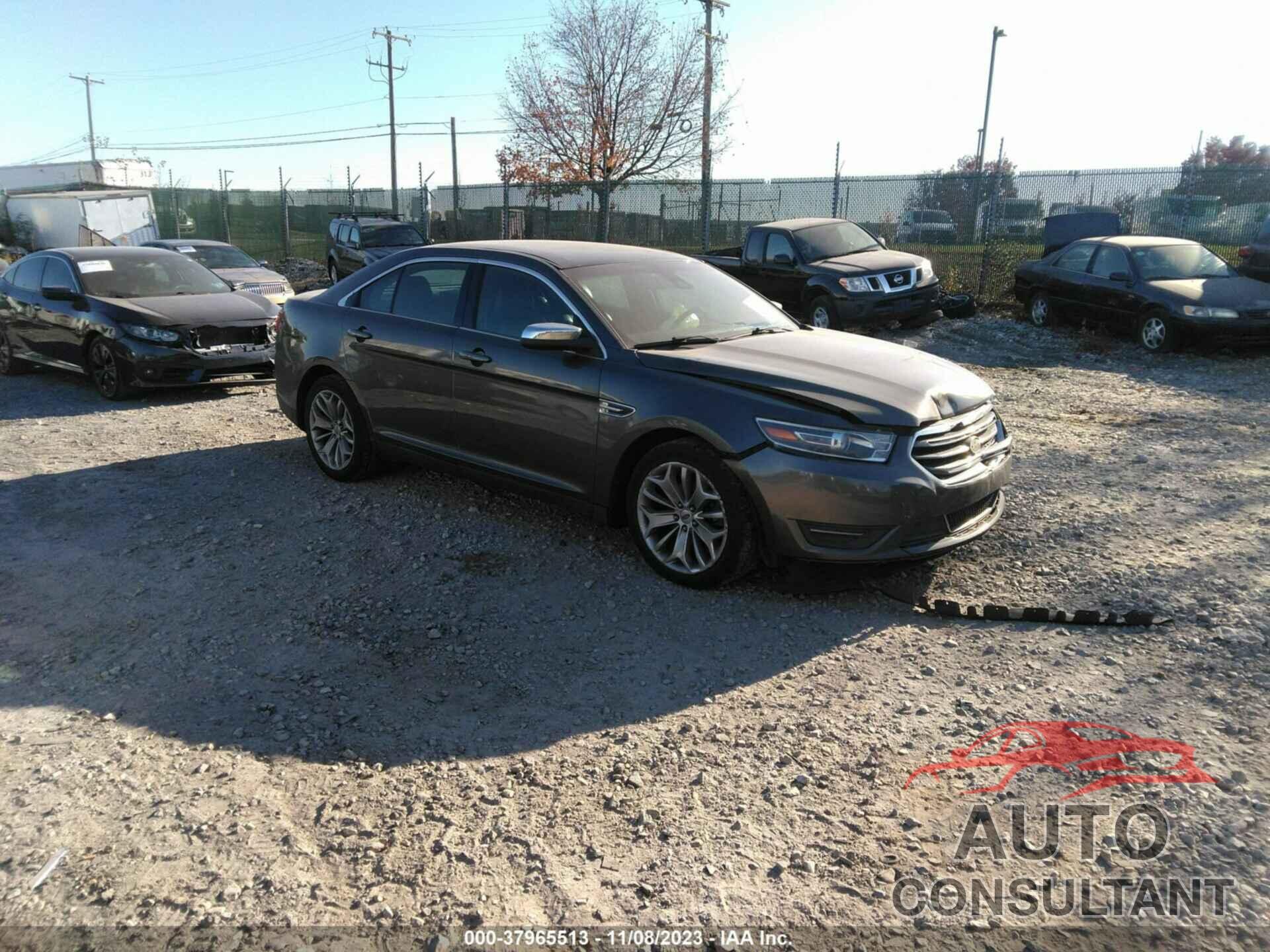 FORD TAURUS 2018 - 1FAHP2F84JG109437