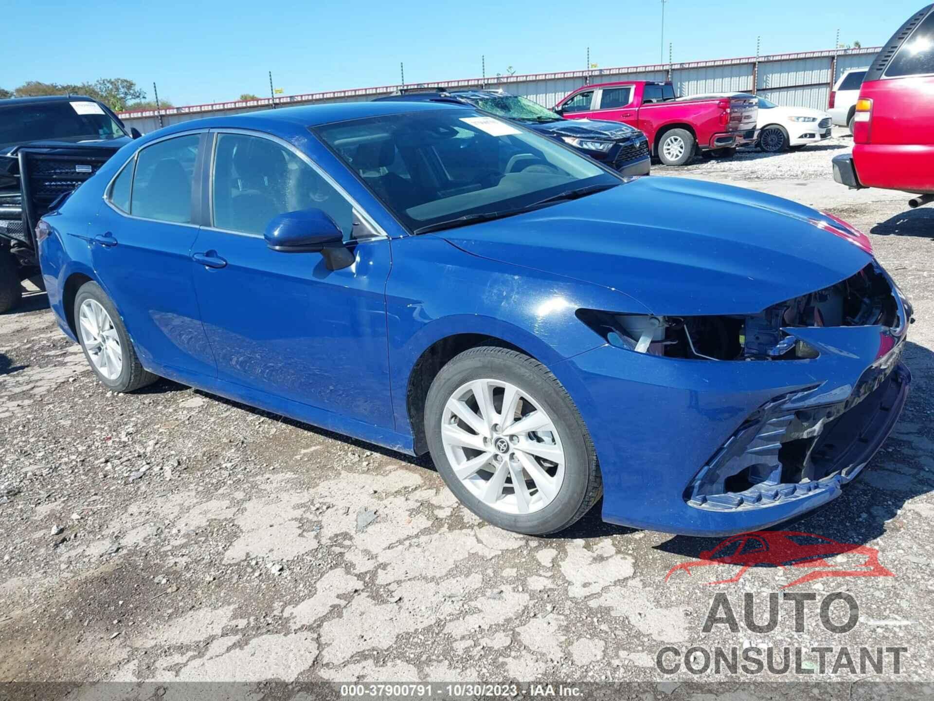 TOYOTA CAMRY 2023 - 4T1C11AKXPU109225