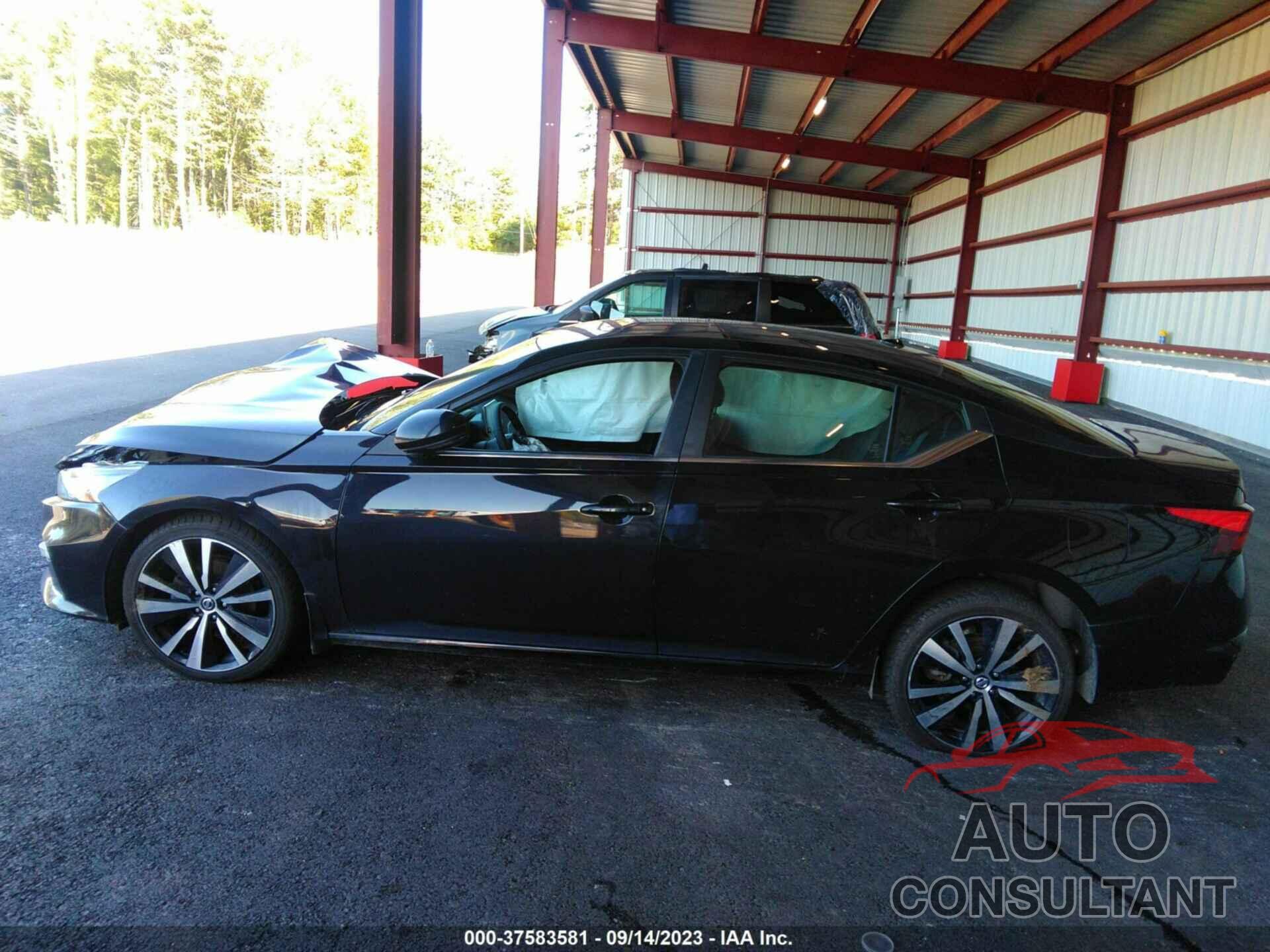 NISSAN ALTIMA 2019 - 1N4BL4CW9KN317326