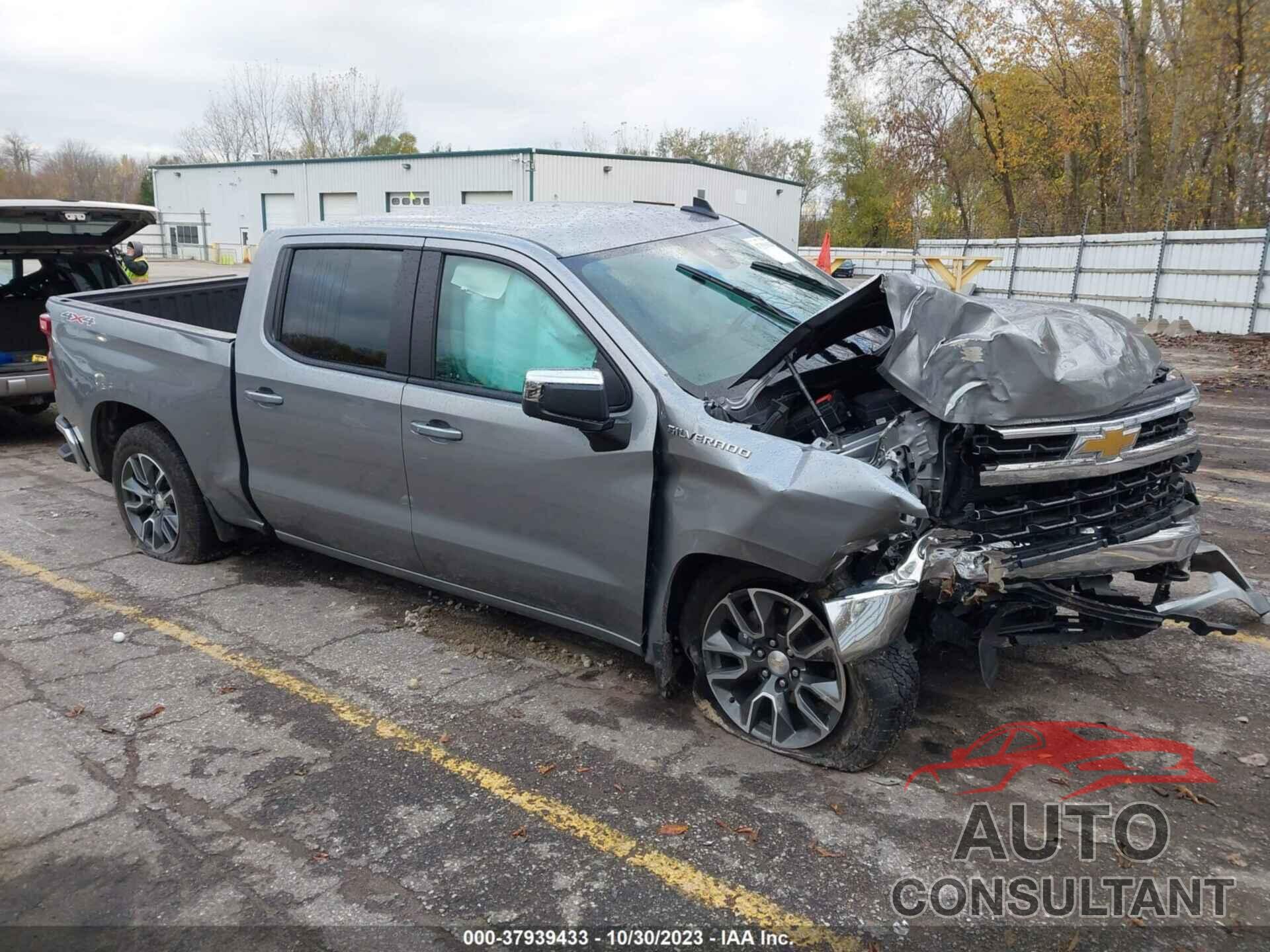 CHEVROLET SILVERADO 1500 2023 - 1GCPDKEK3PZ181383