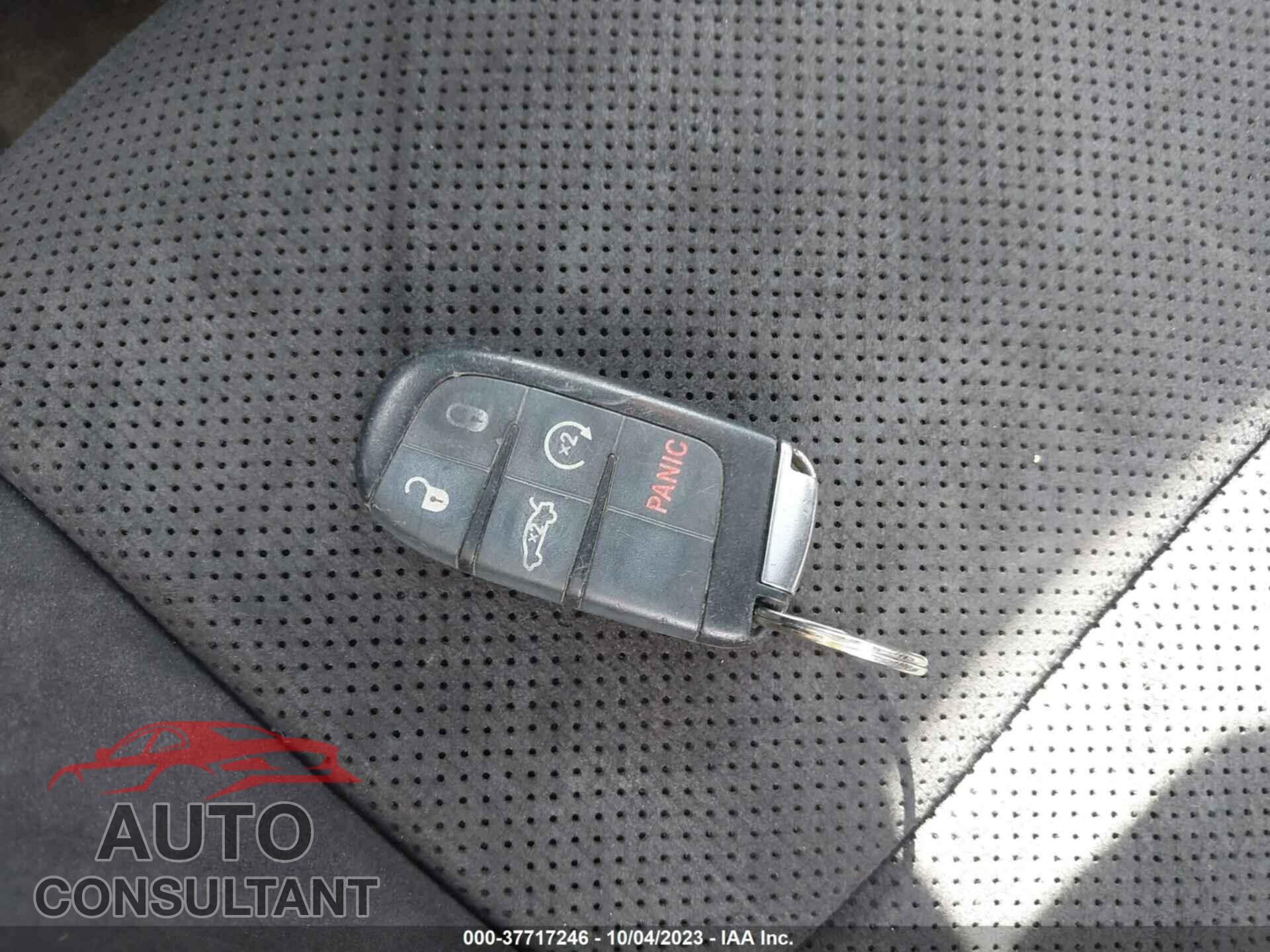 DODGE CHALLENGER 2015 - 2C3CDZFJ5FH702345