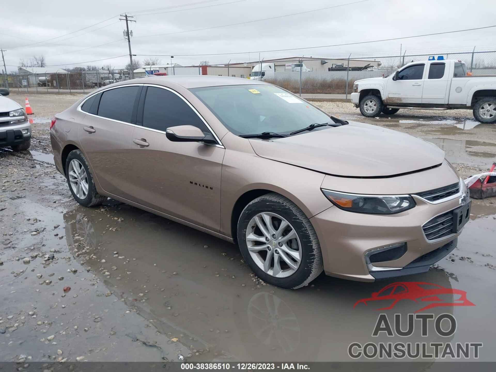 CHEVROLET MALIBU 2018 - 1G1ZD5ST0JF172942