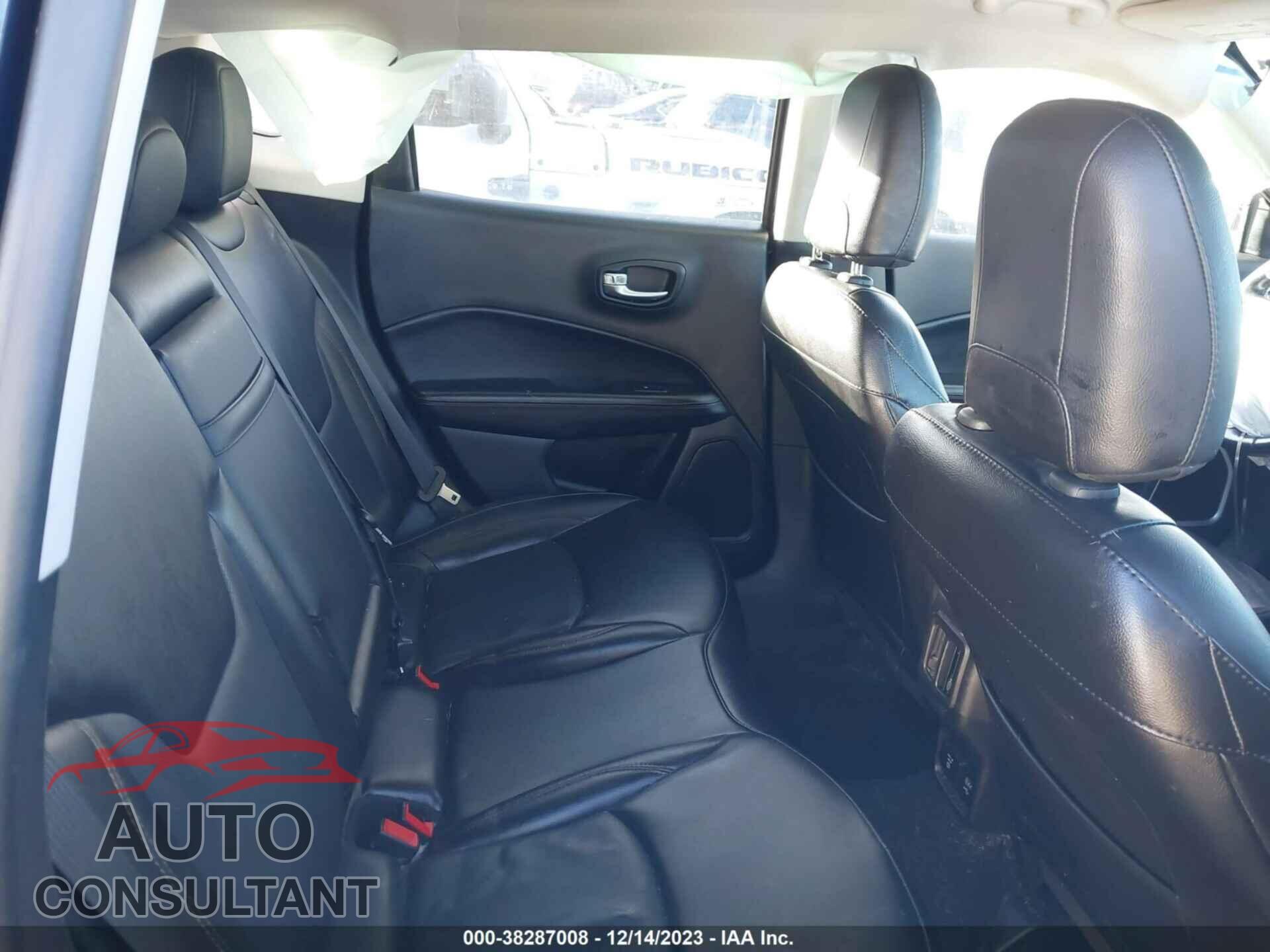 JEEP COMPASS 2020 - 3C4NJCCB5LT110261