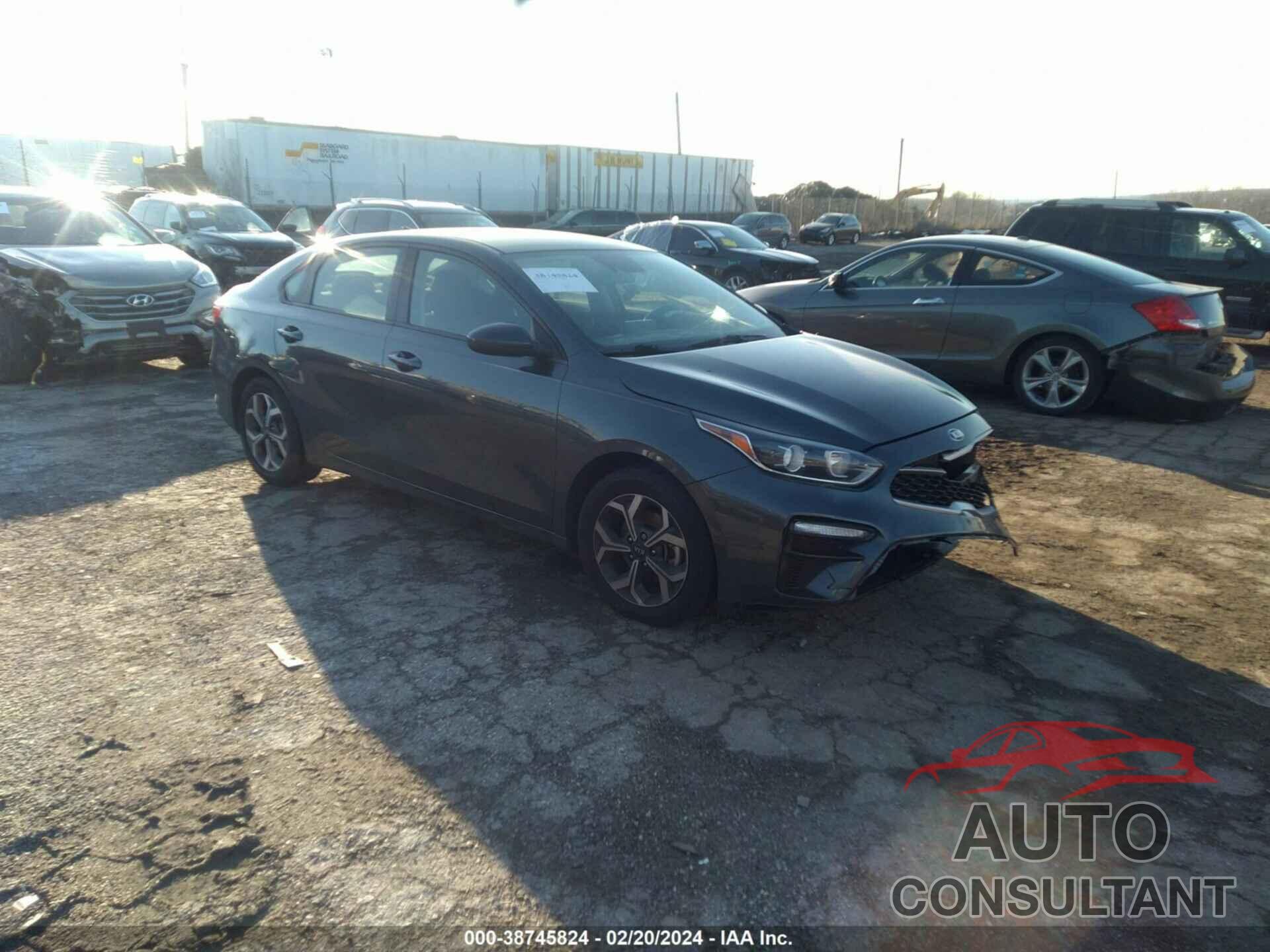 KIA FORTE 2019 - 3KPF24AD8KE107076