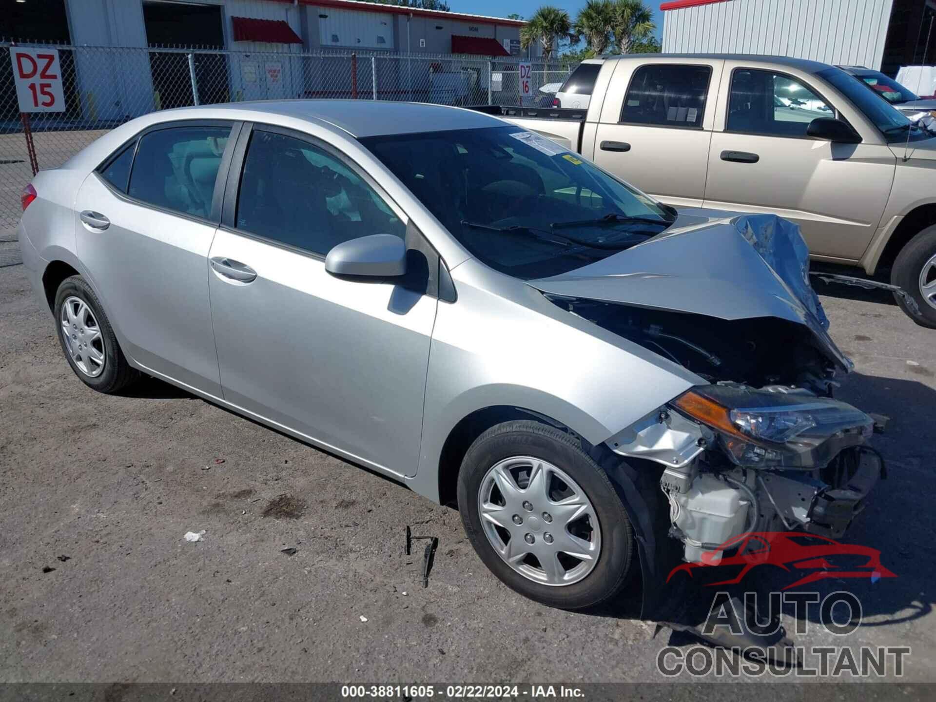 TOYOTA COROLLA 2018 - 2T1BURHE2JC025992
