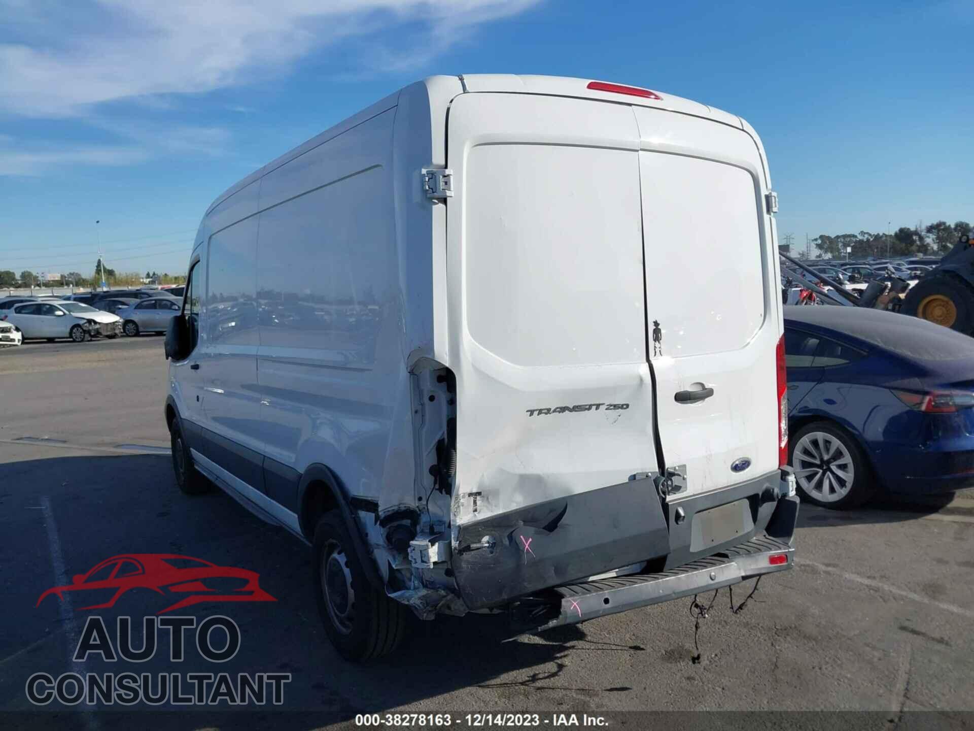 FORD TRANSIT 2017 - 1FTYR2CM7HKB04066