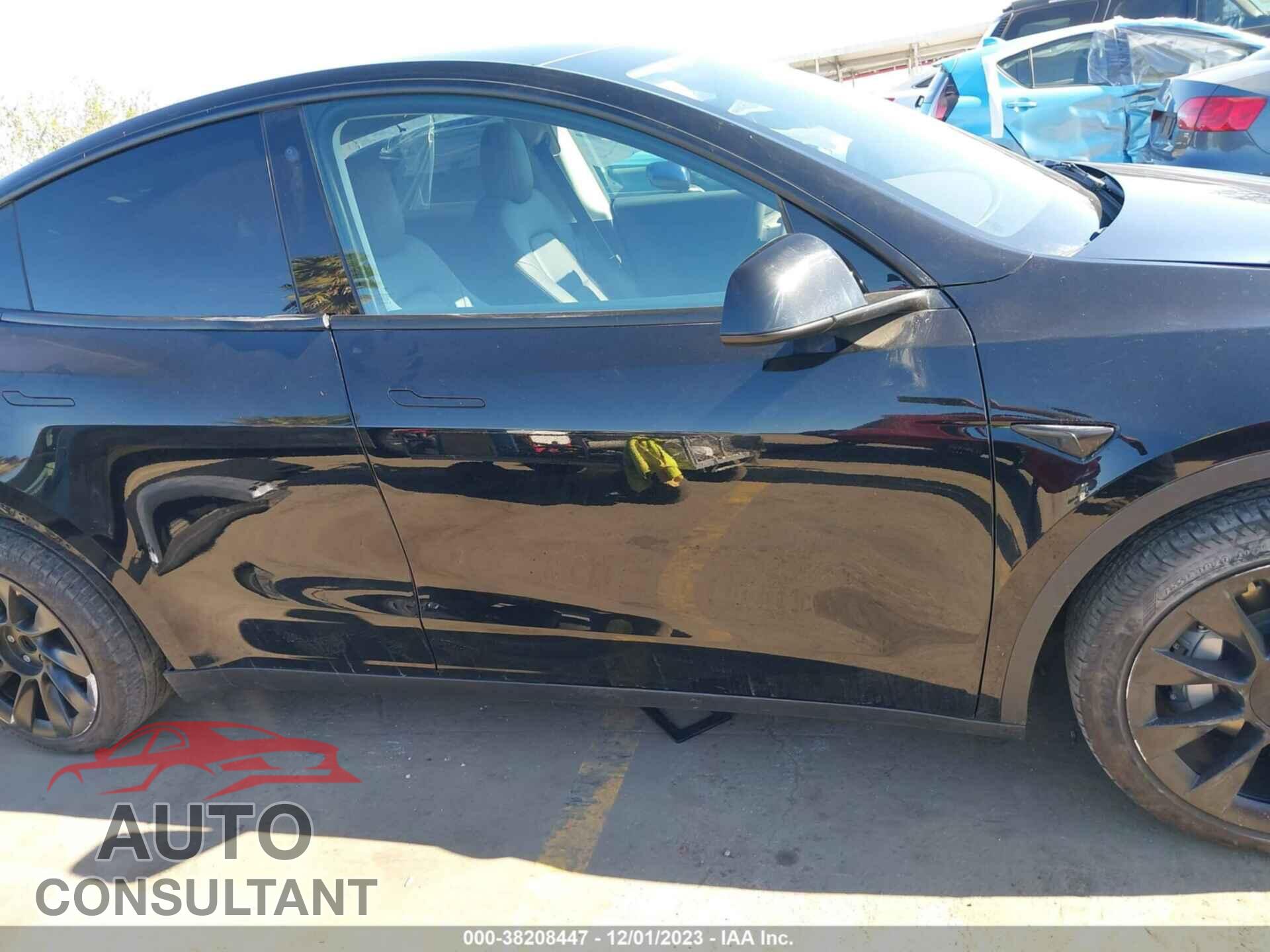 TESLA MODEL Y 2021 - 5YJYGDEE6MF179727