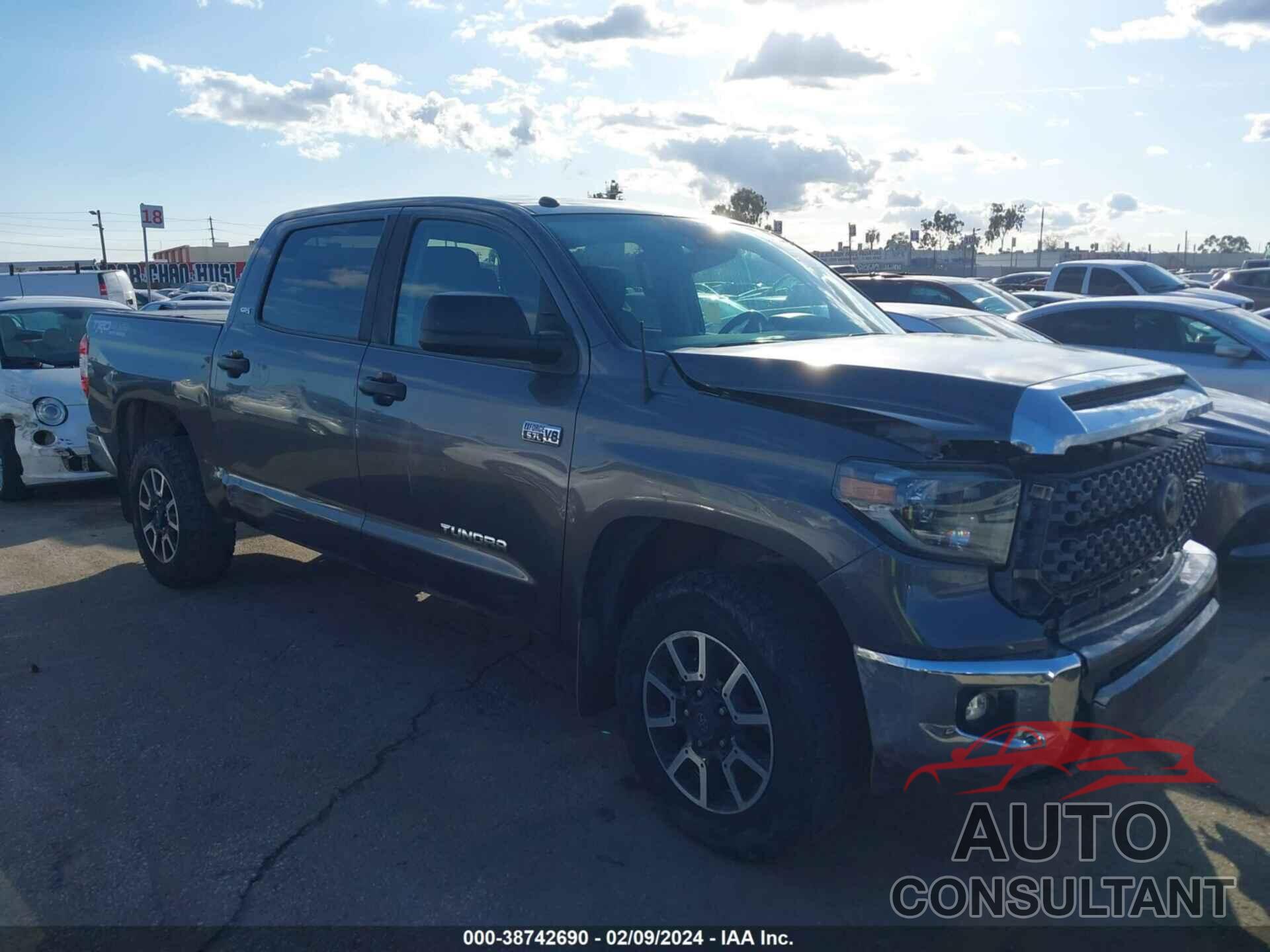 TOYOTA TUNDRA 2019 - 5TFDY5F1XKX848372