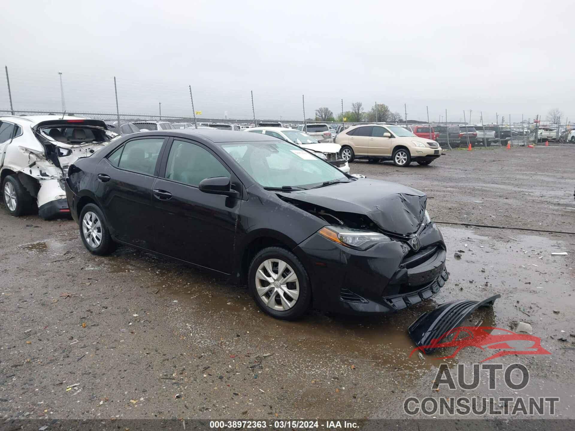 TOYOTA COROLLA 2018 - 5YFBURHE6JP777405