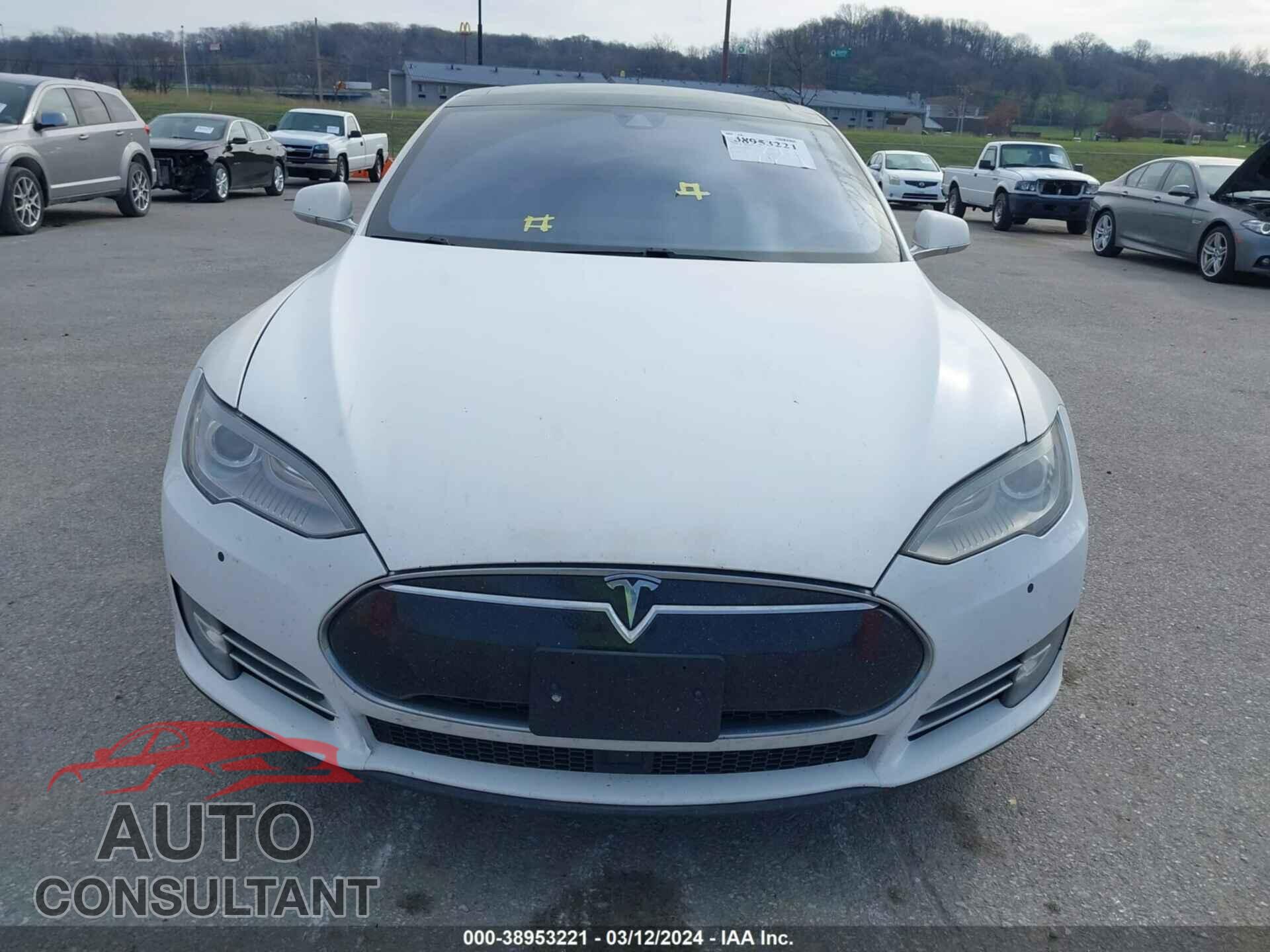 TESLA MODEL S 2015 - 5YJSA1H48FF084775
