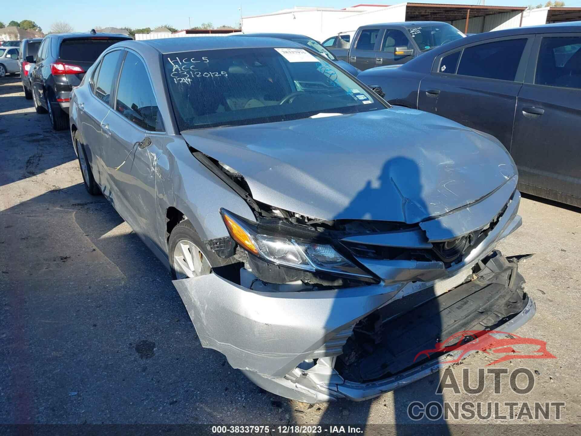 TOYOTA CAMRY 2019 - 4T1B11HK5KU218962