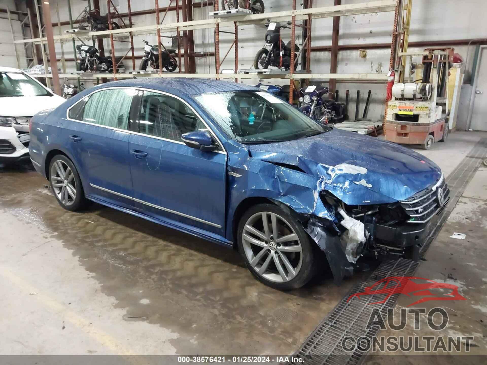 VOLKSWAGEN PASSAT 2017 - 1VWDT7A33HC051624