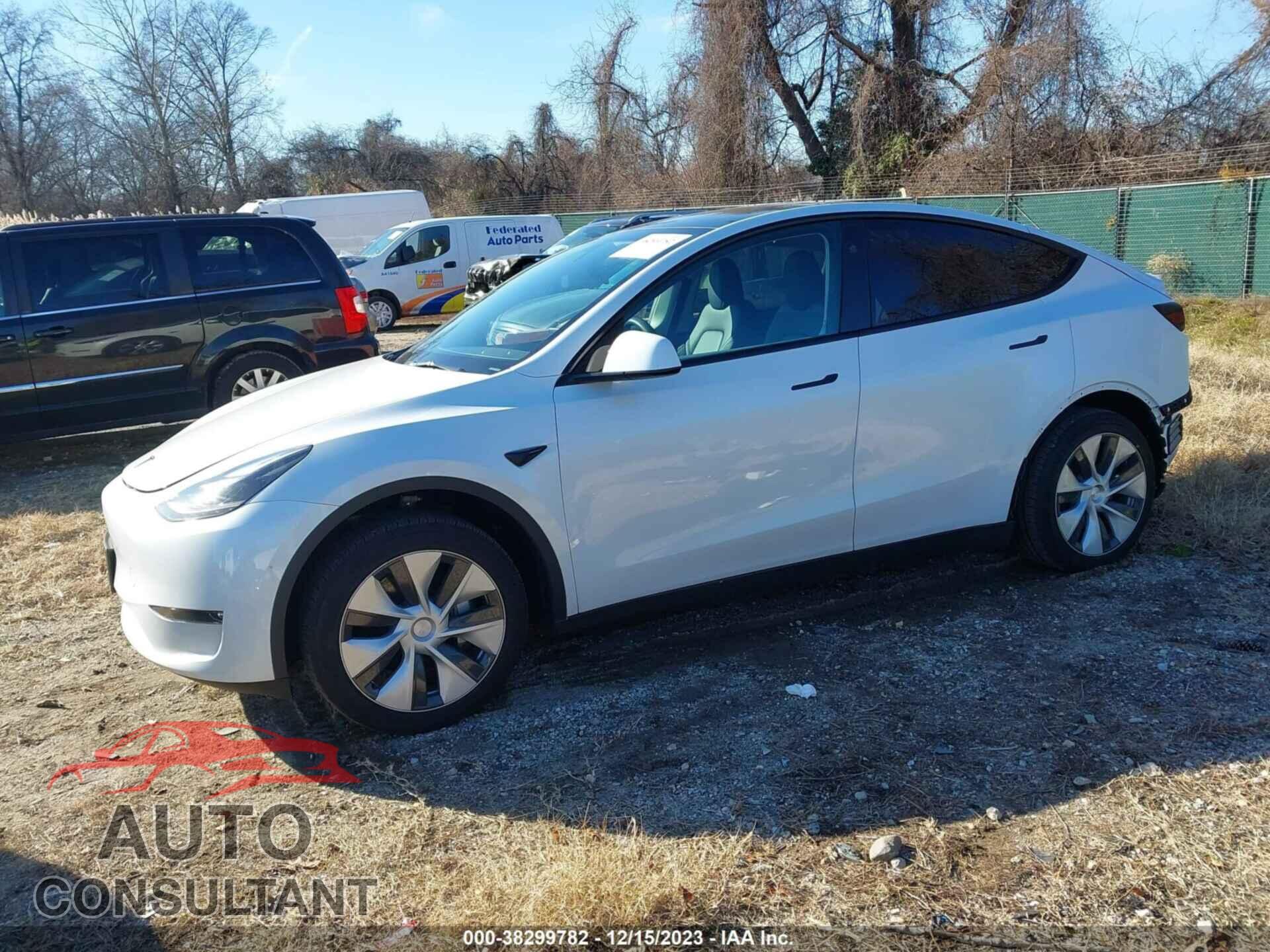 TESLA MODEL Y 2023 - 7SAYGDEE3PF802504