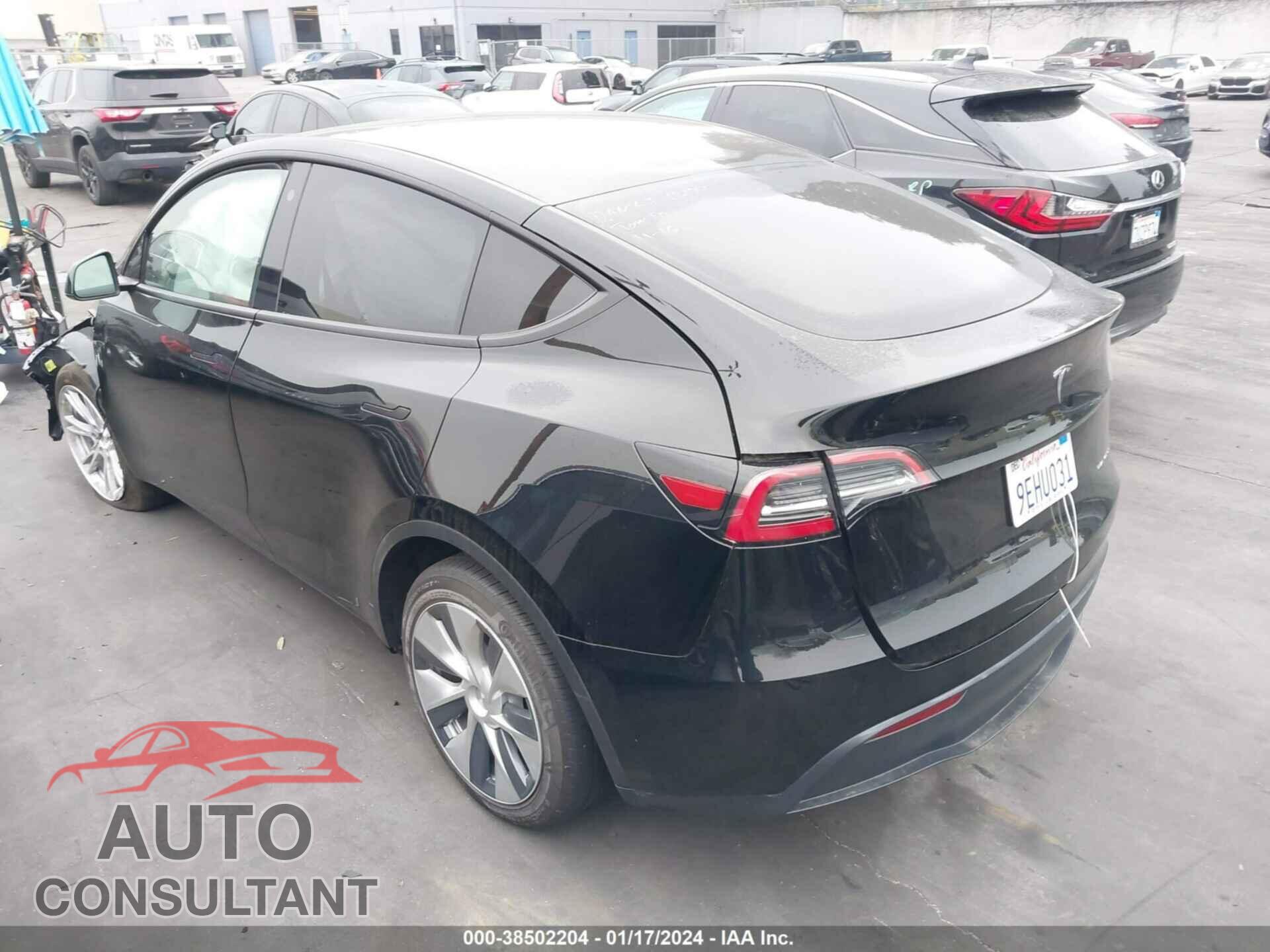 TESLA MODEL Y 2023 - 7SAYGAEE7PF618603