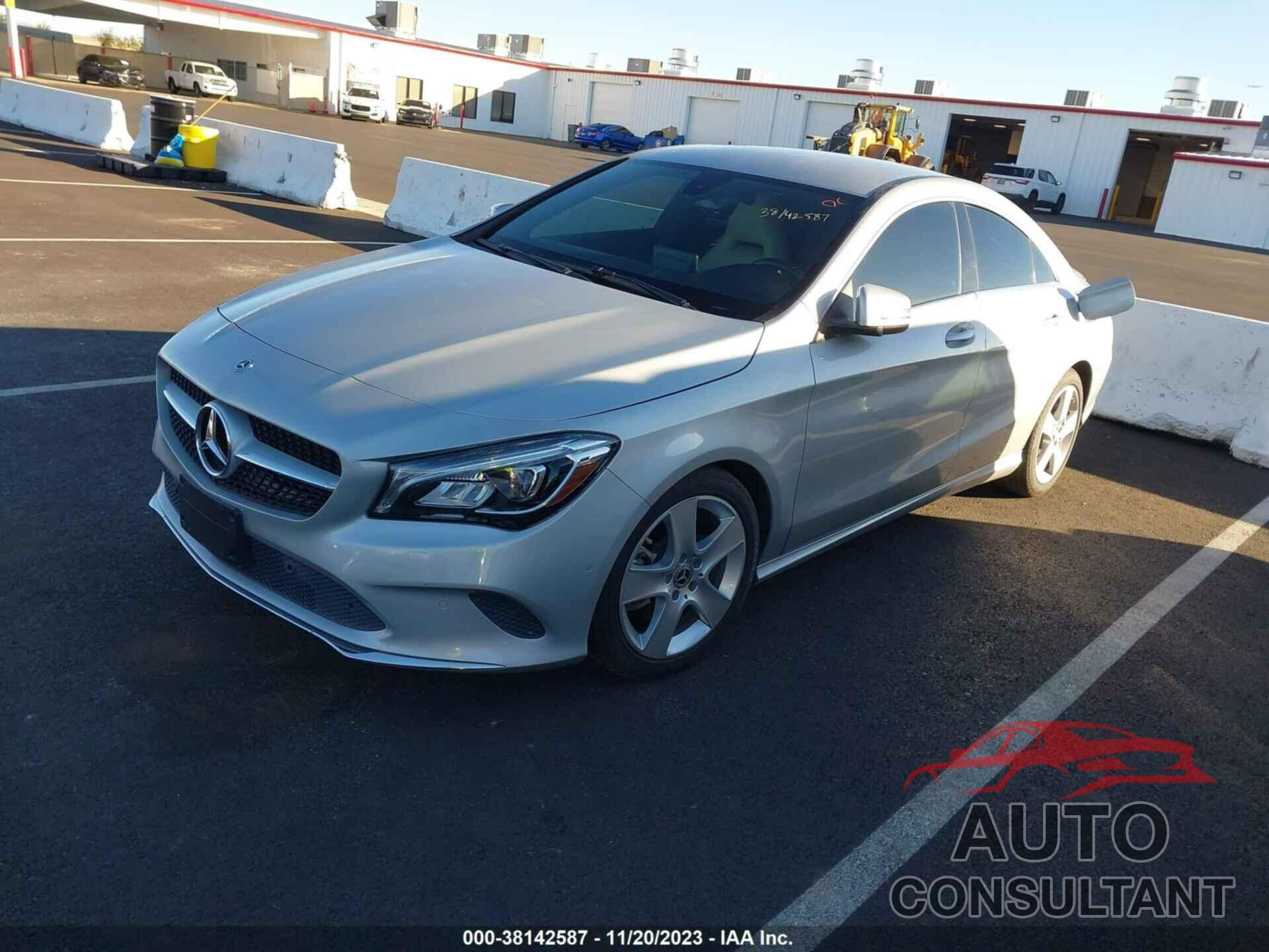 MERCEDES-BENZ CLA 2018 - WDDSJ4EB4JN523443