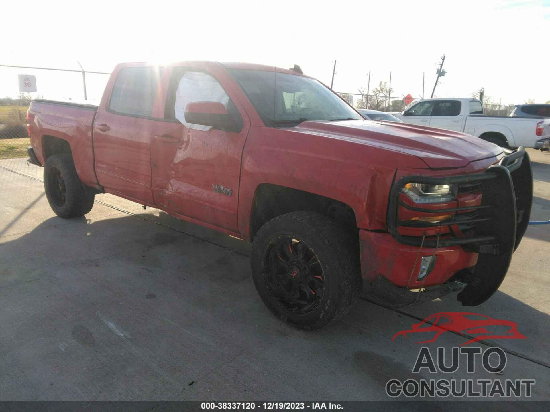 CHEVROLET SILVERADO 2018 - 3GCUKREC7JG261447