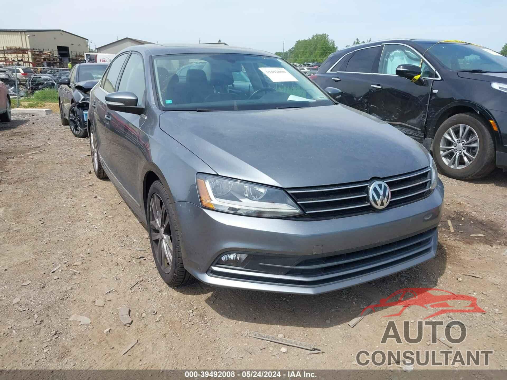 VOLKSWAGEN JETTA 2017 - 3VWL17AJ1HM380093