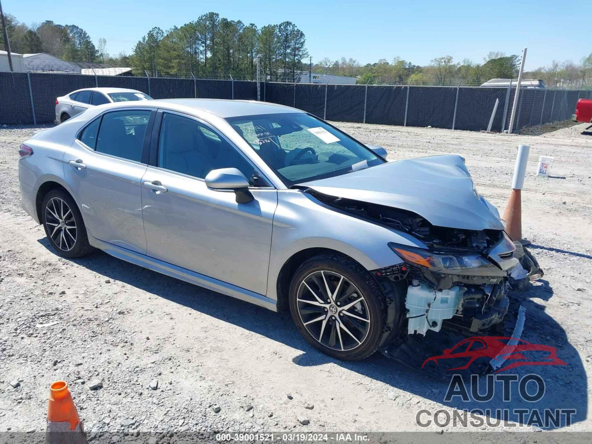 TOYOTA CAMRY 2023 - 4T1G11AK3PU793746
