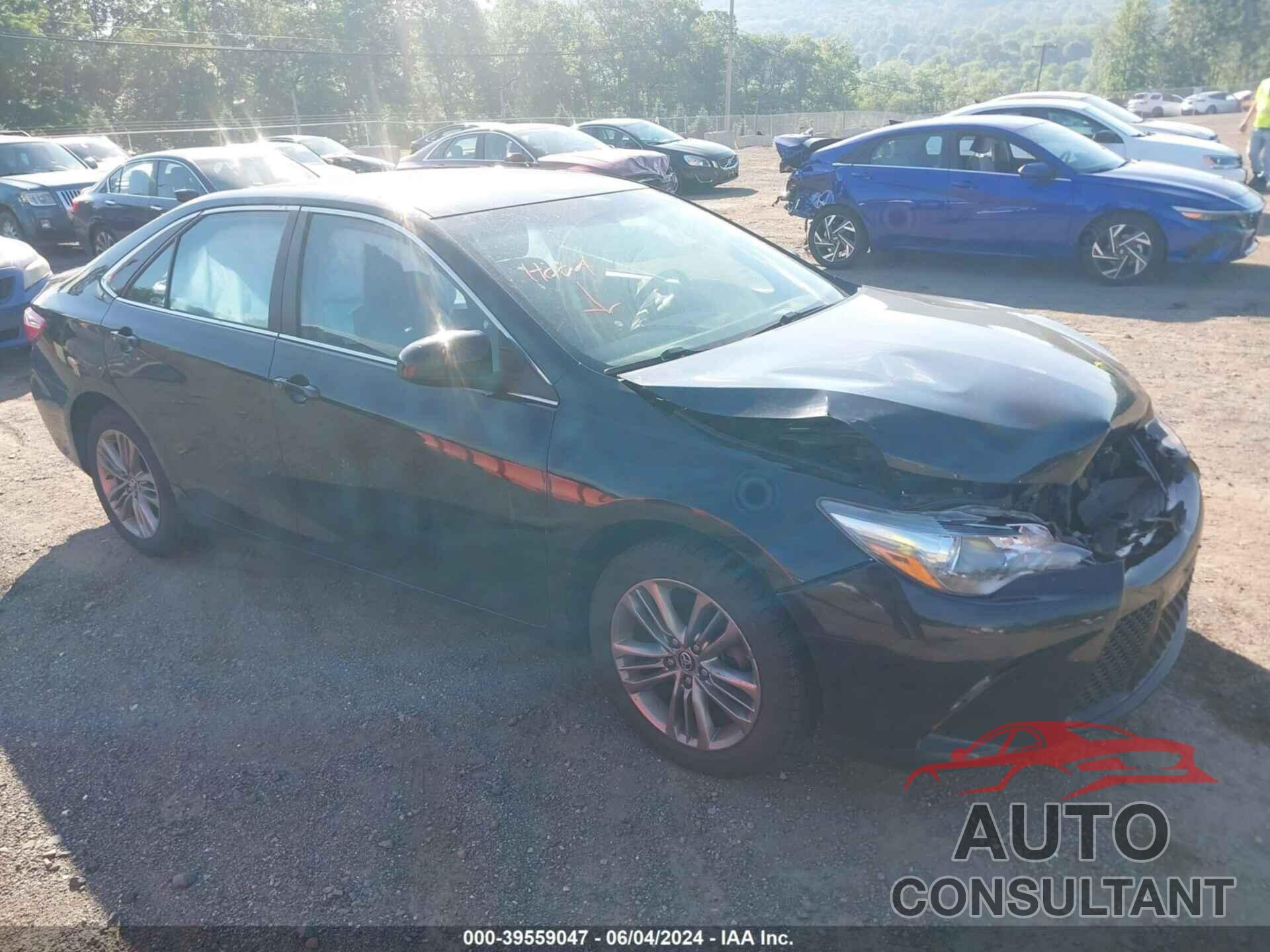 TOYOTA CAMRY 2016 - 4T1BF1FK2GU212502