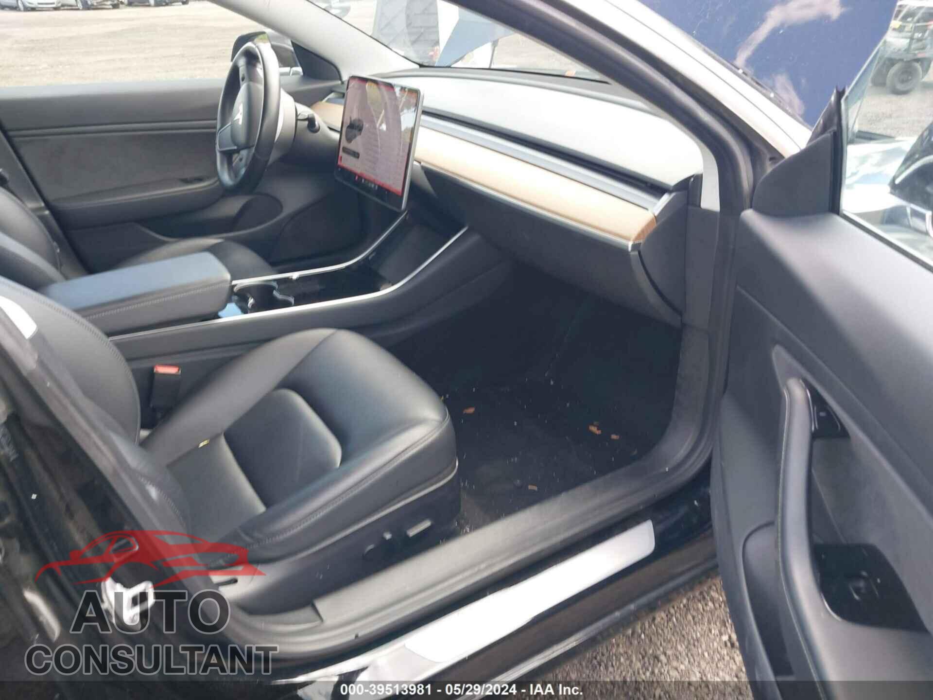 TESLA MODEL 3 2018 - 5YJ3E1EA6JF152616