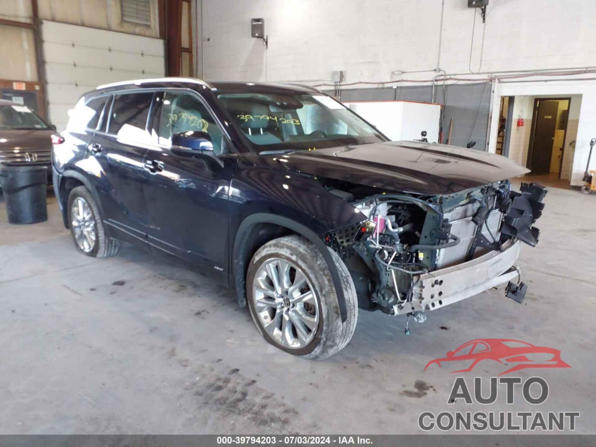 TOYOTA HIGHLANDER 2023 - 5TDXBRCH7PS571443