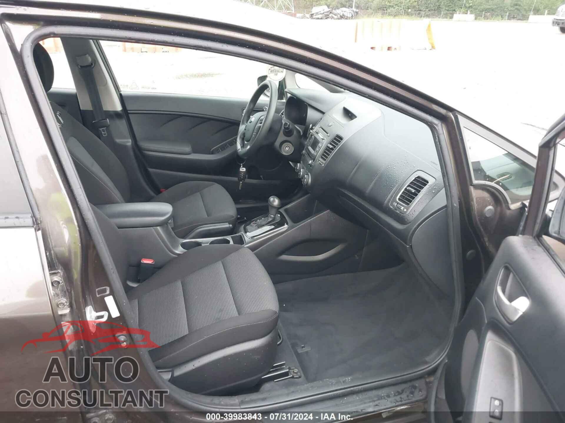 KIA FORTE 2017 - 3KPFK4A71HE081424