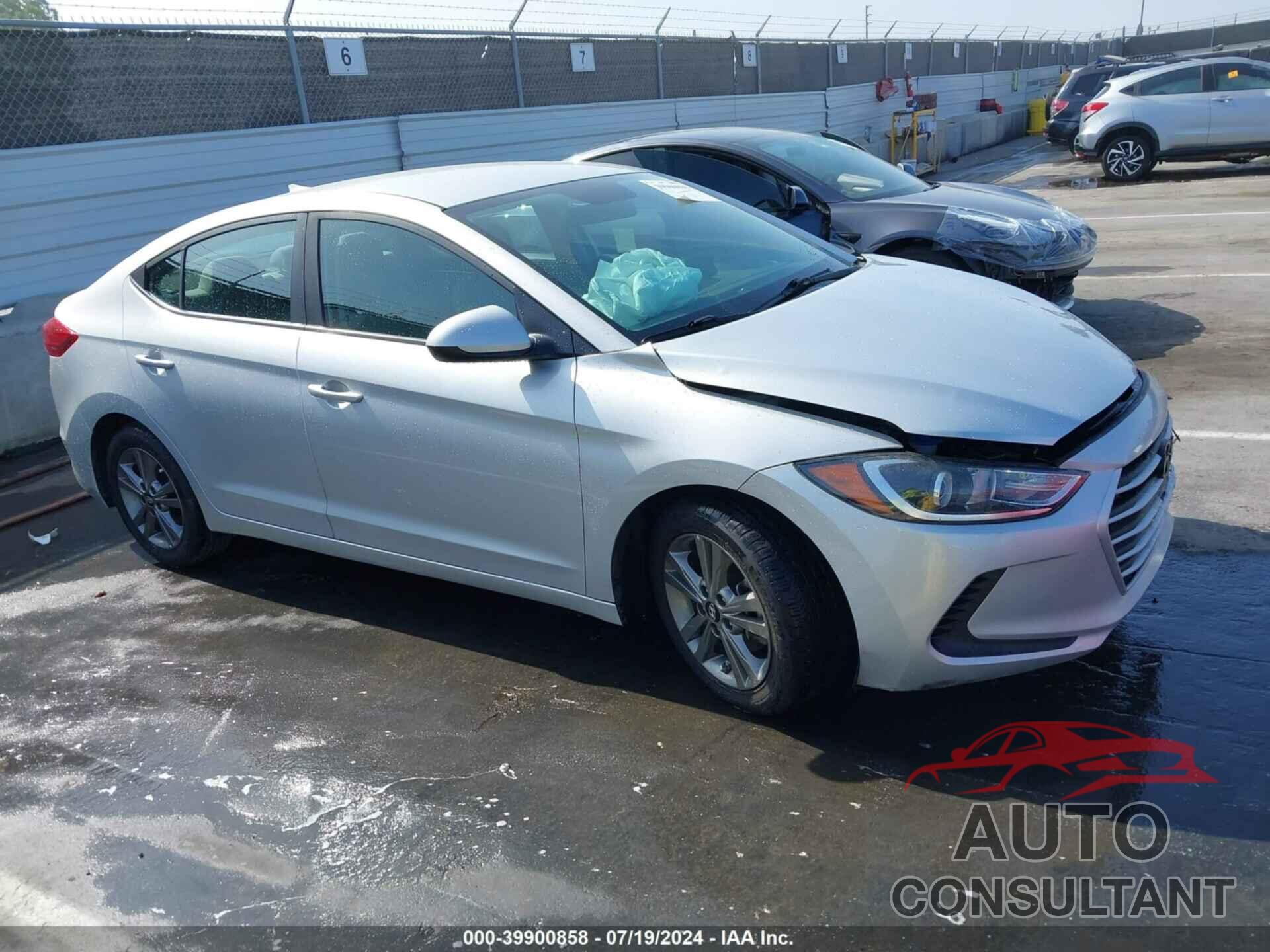 HYUNDAI ELANTRA 2018 - 5NPD84LF4JH334036